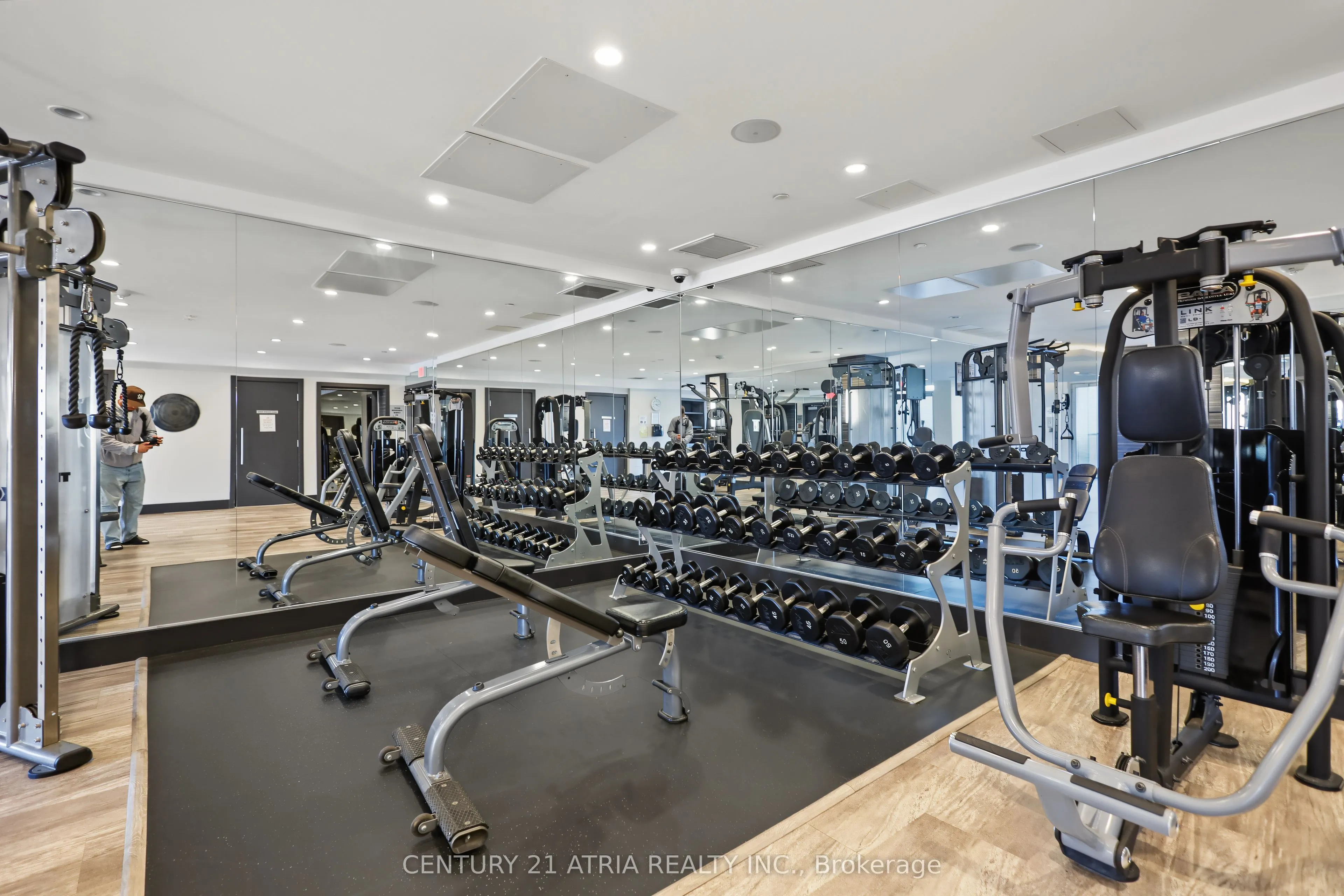 9471 Yonge Street #528