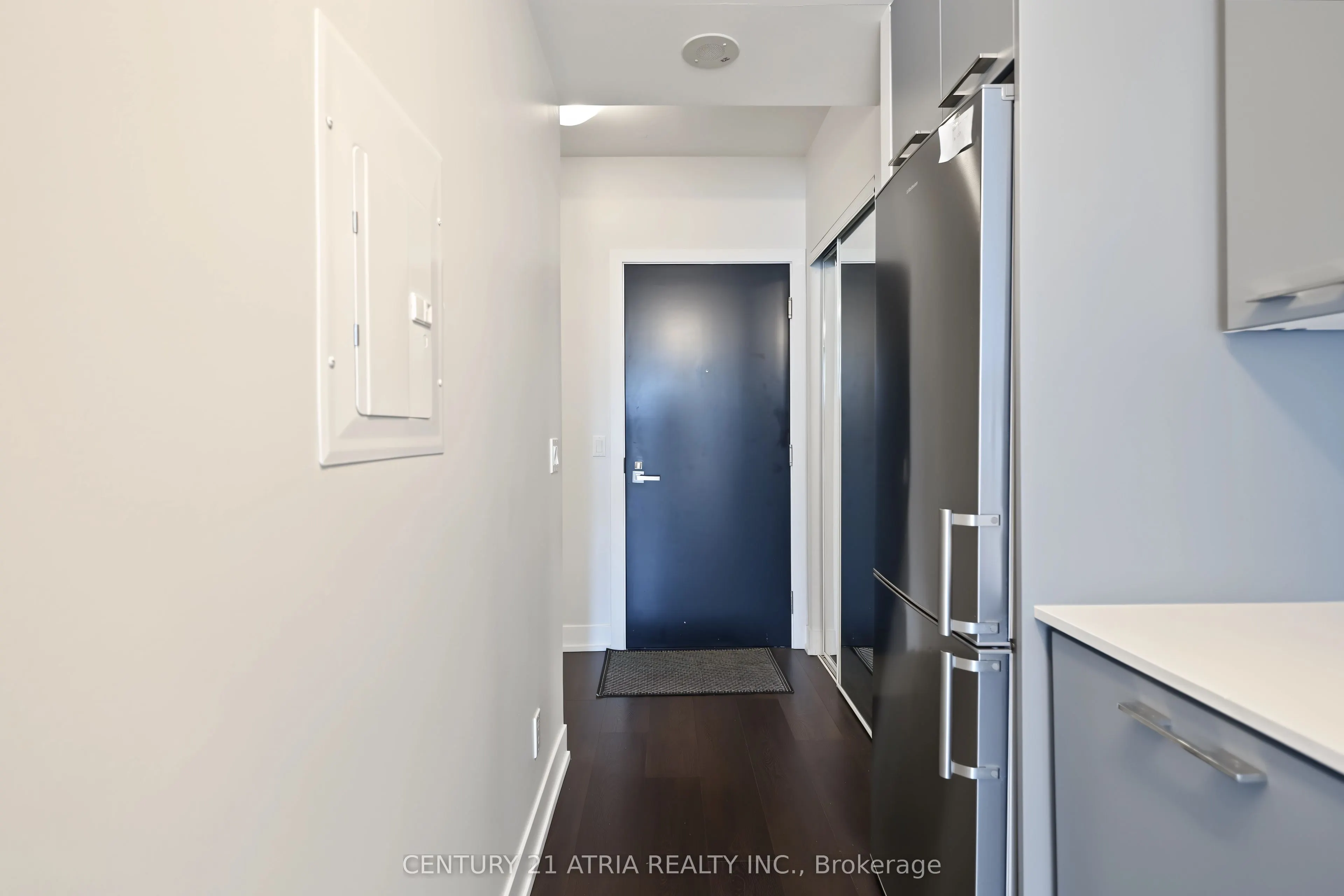 9471 Yonge Street #528