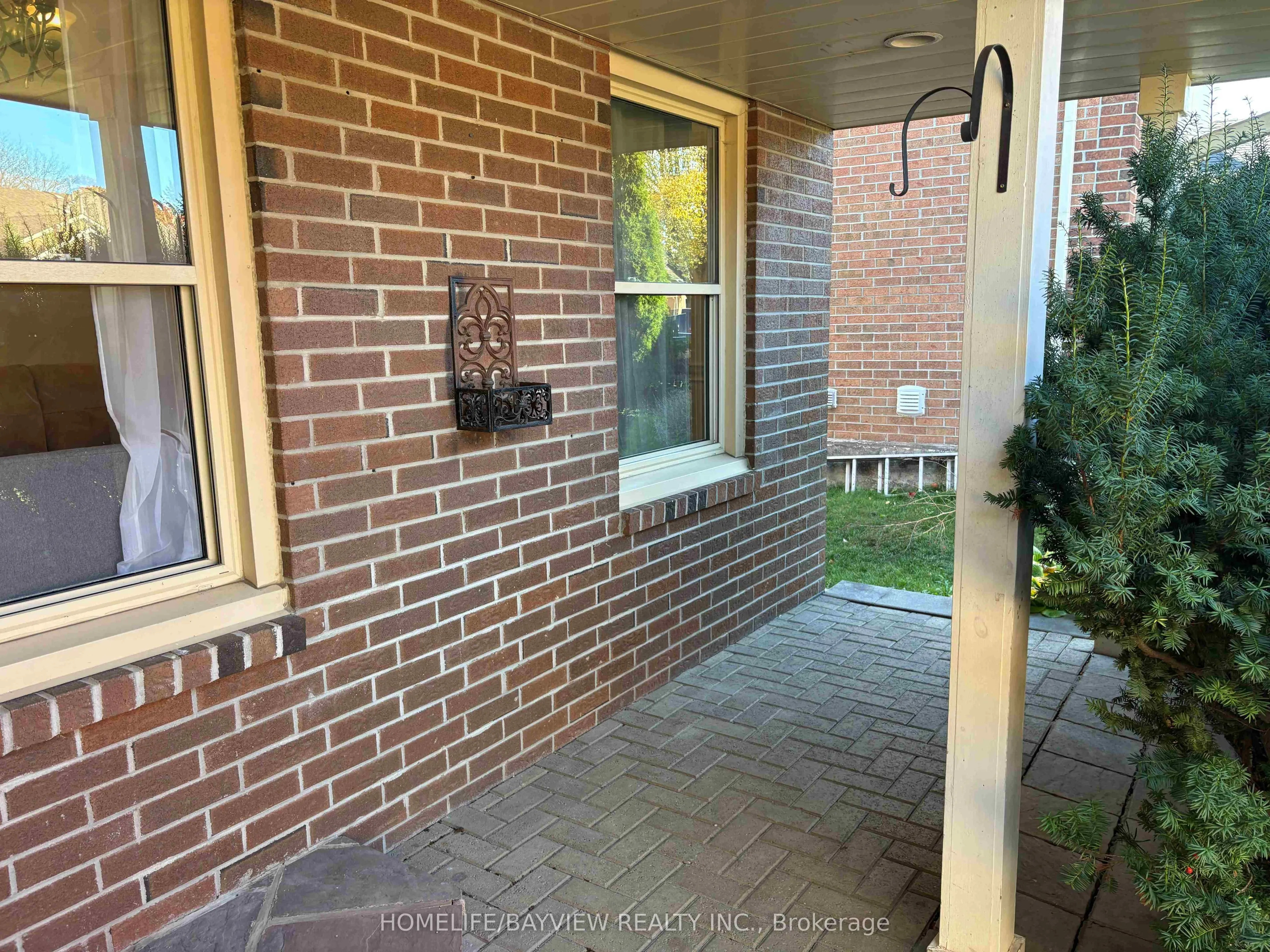 271 John Bowser Crescent