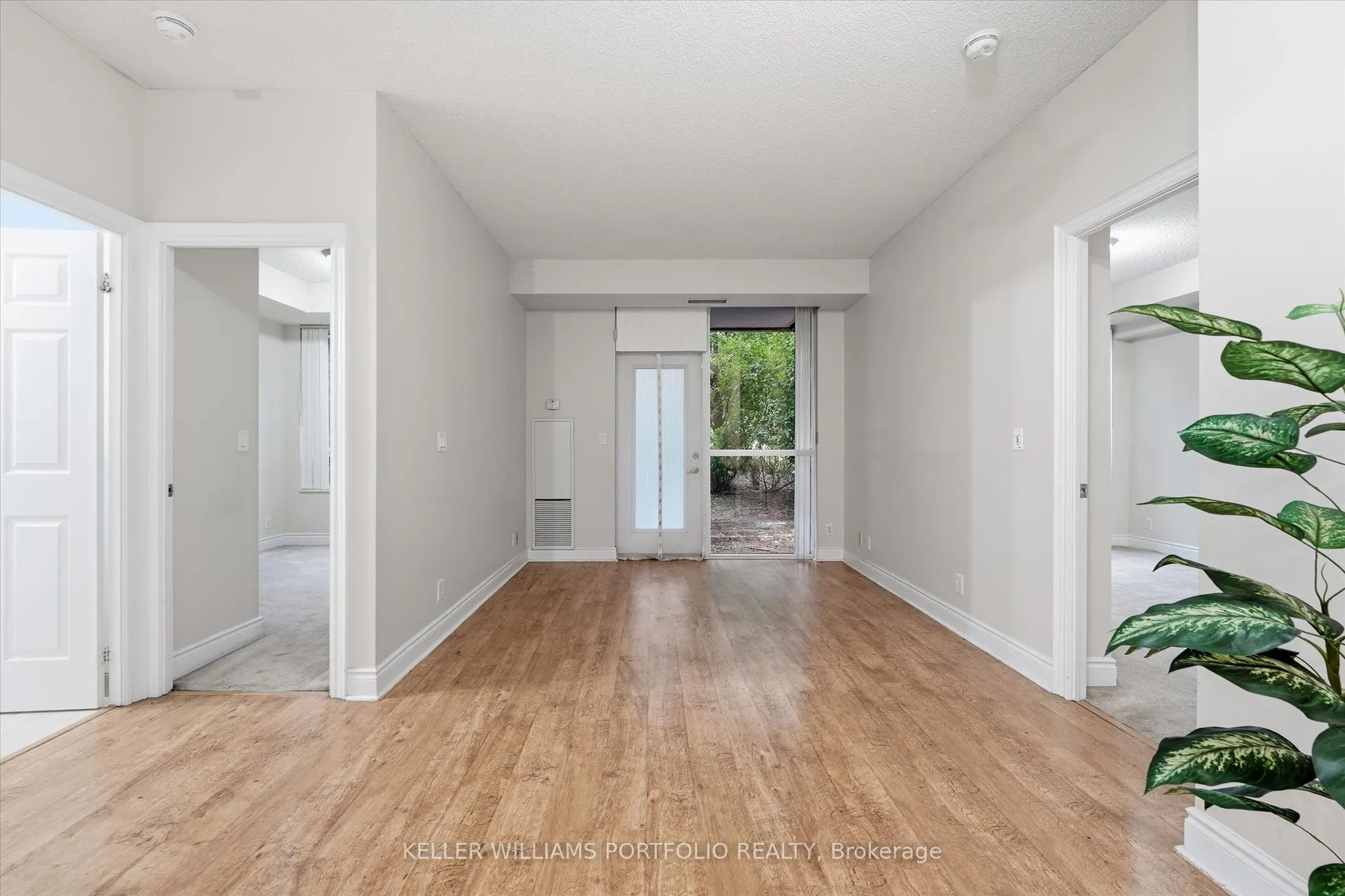 33 Cox Boulevard #133