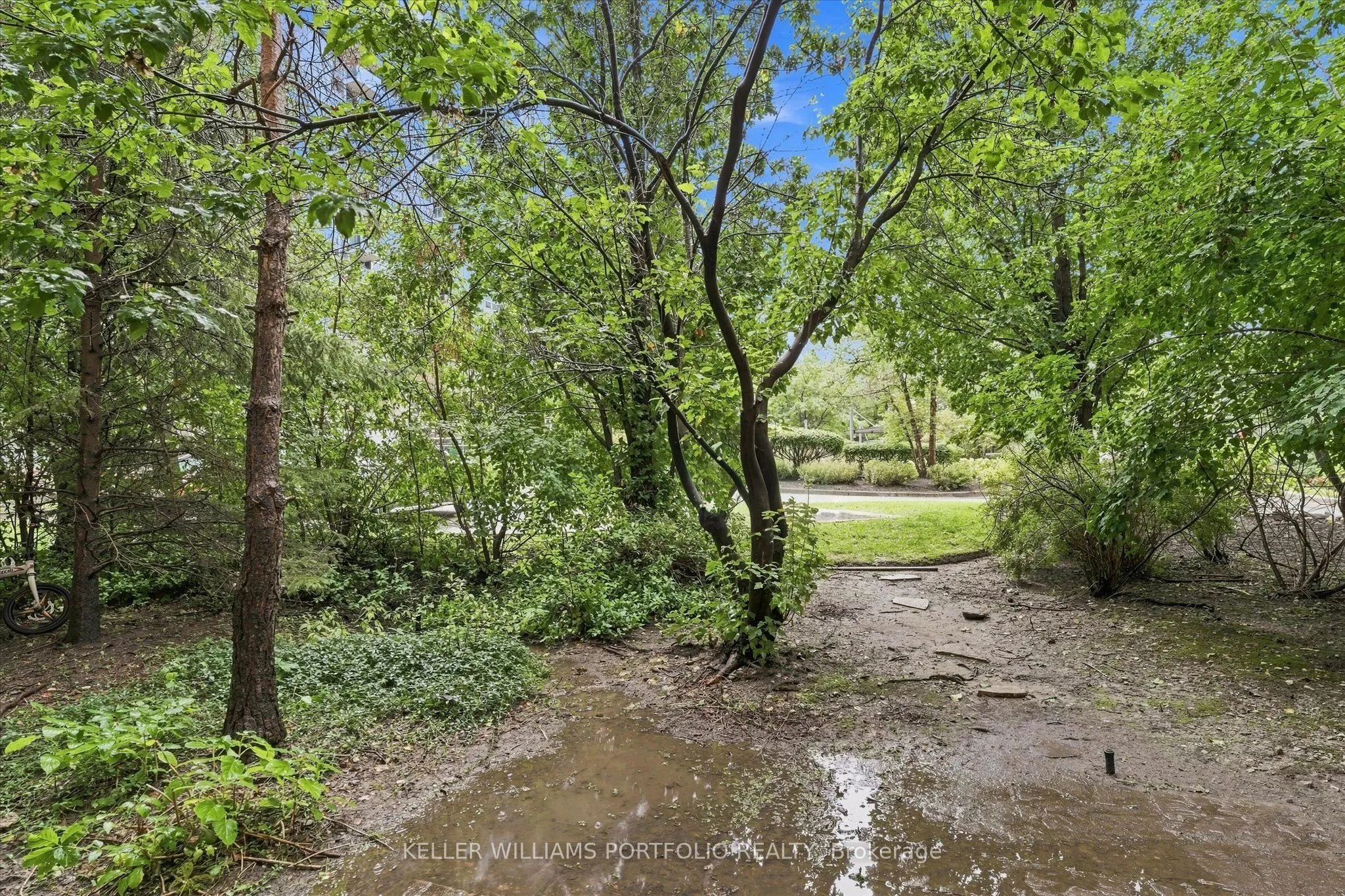 33 Cox Boulevard #133