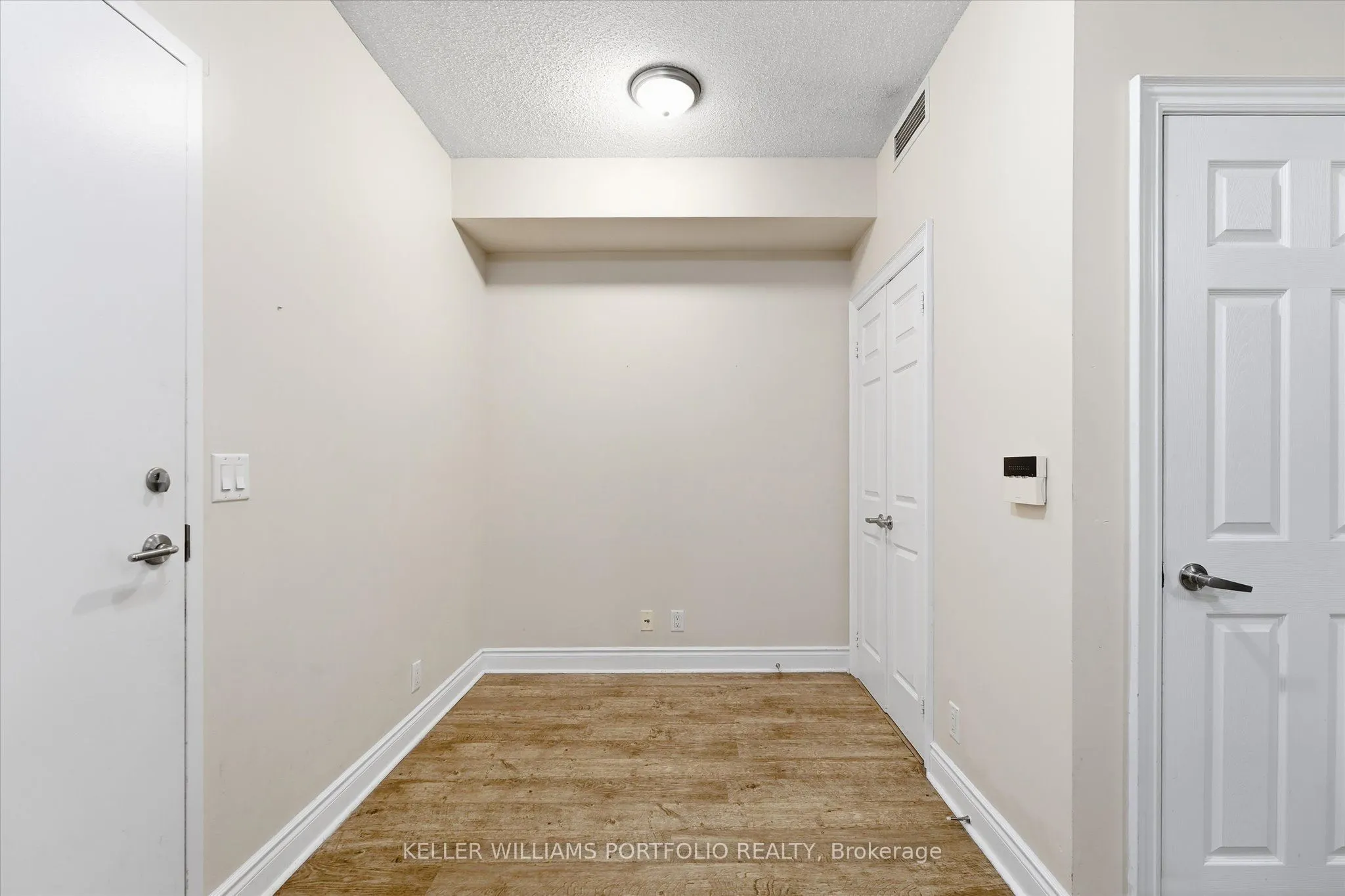 33 Cox Boulevard #133