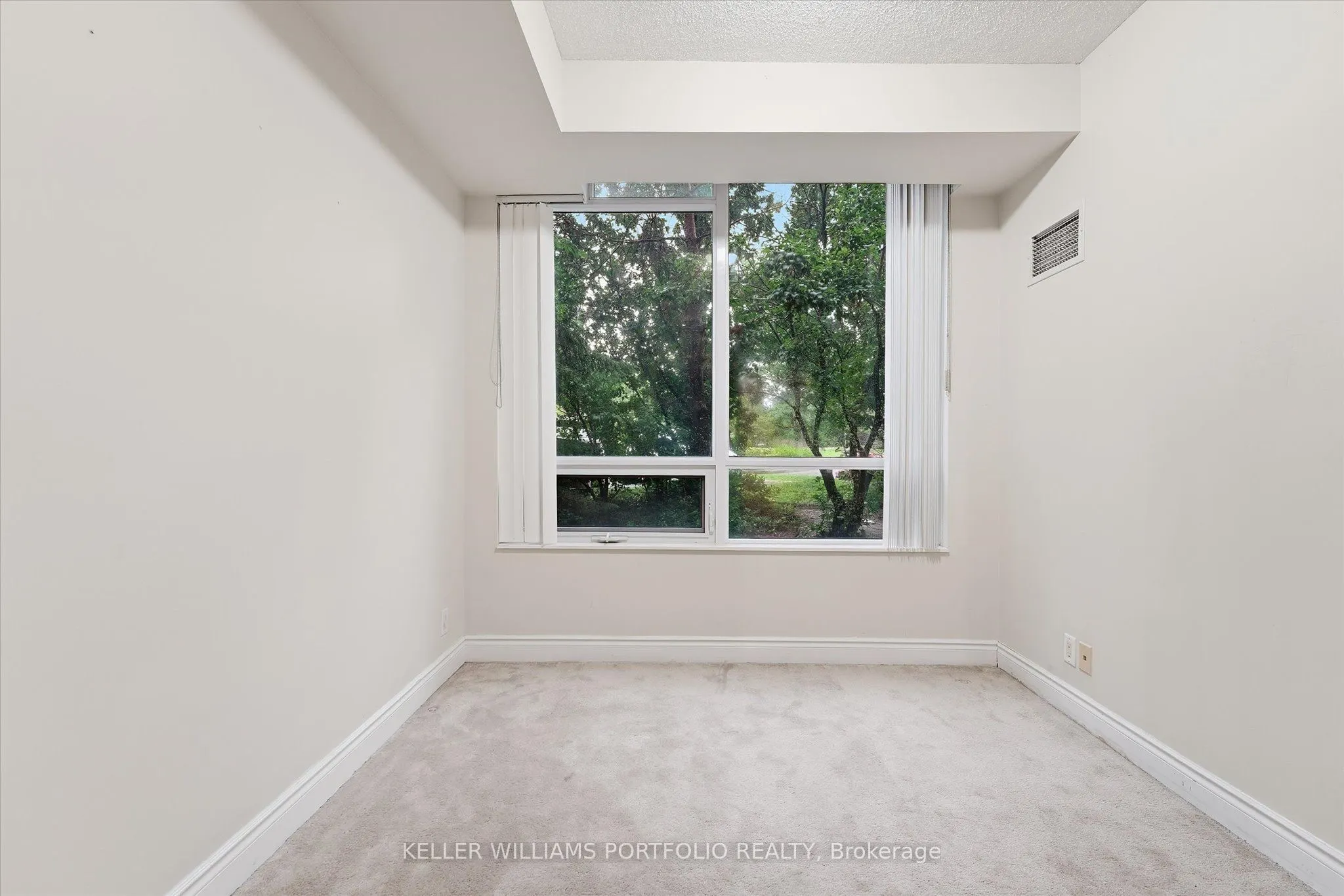 33 Cox Boulevard #133