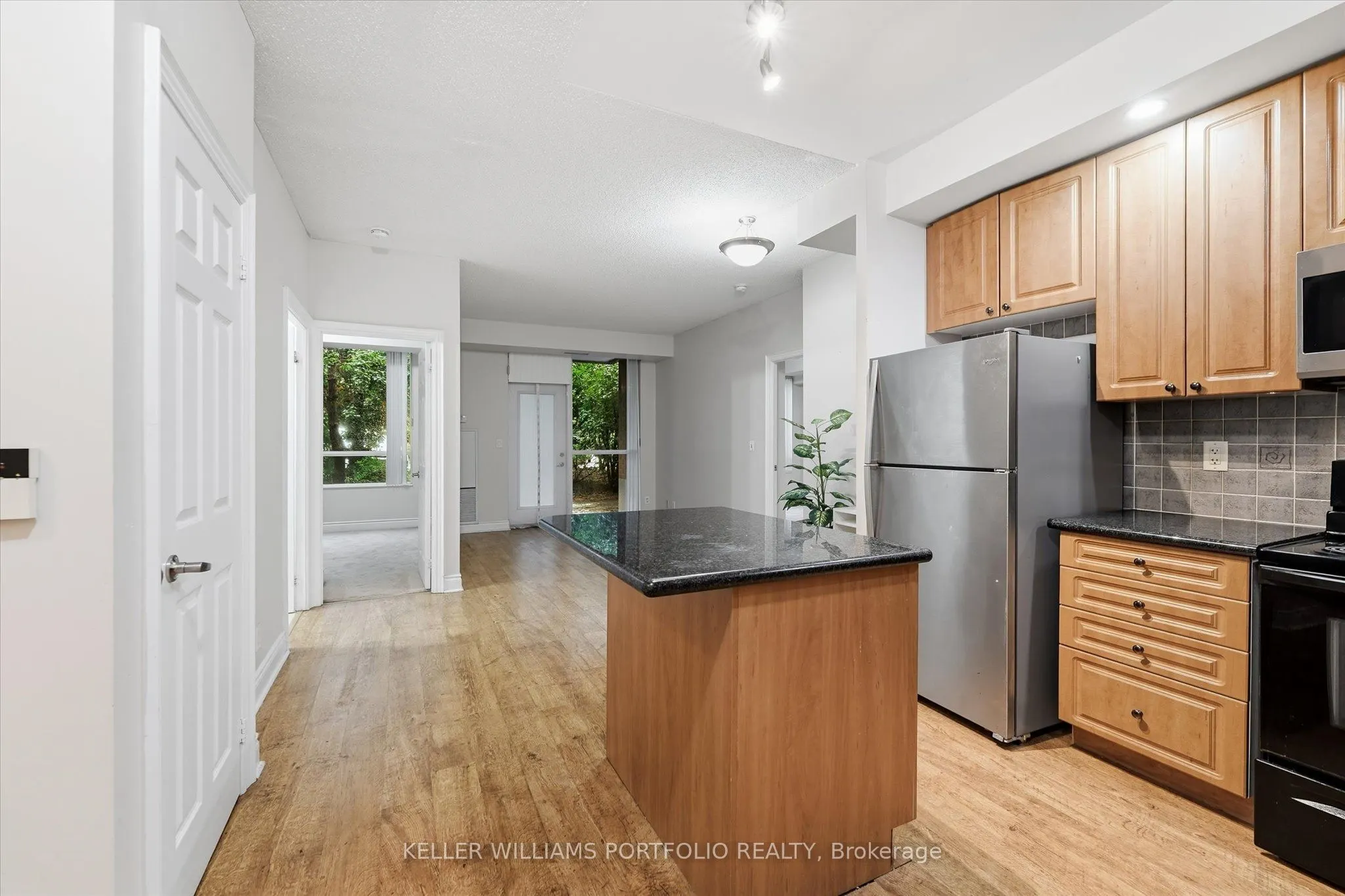 33 Cox Boulevard #133