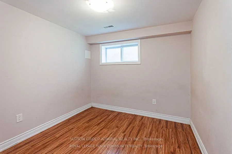 111 Deerwood Crescent #Basement