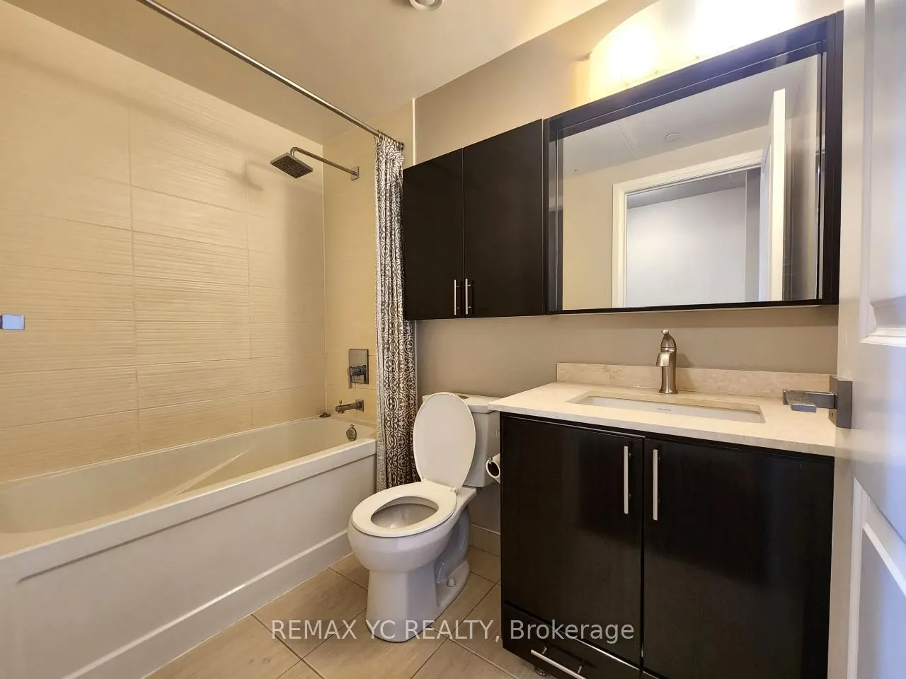7171 Yonge Street #408