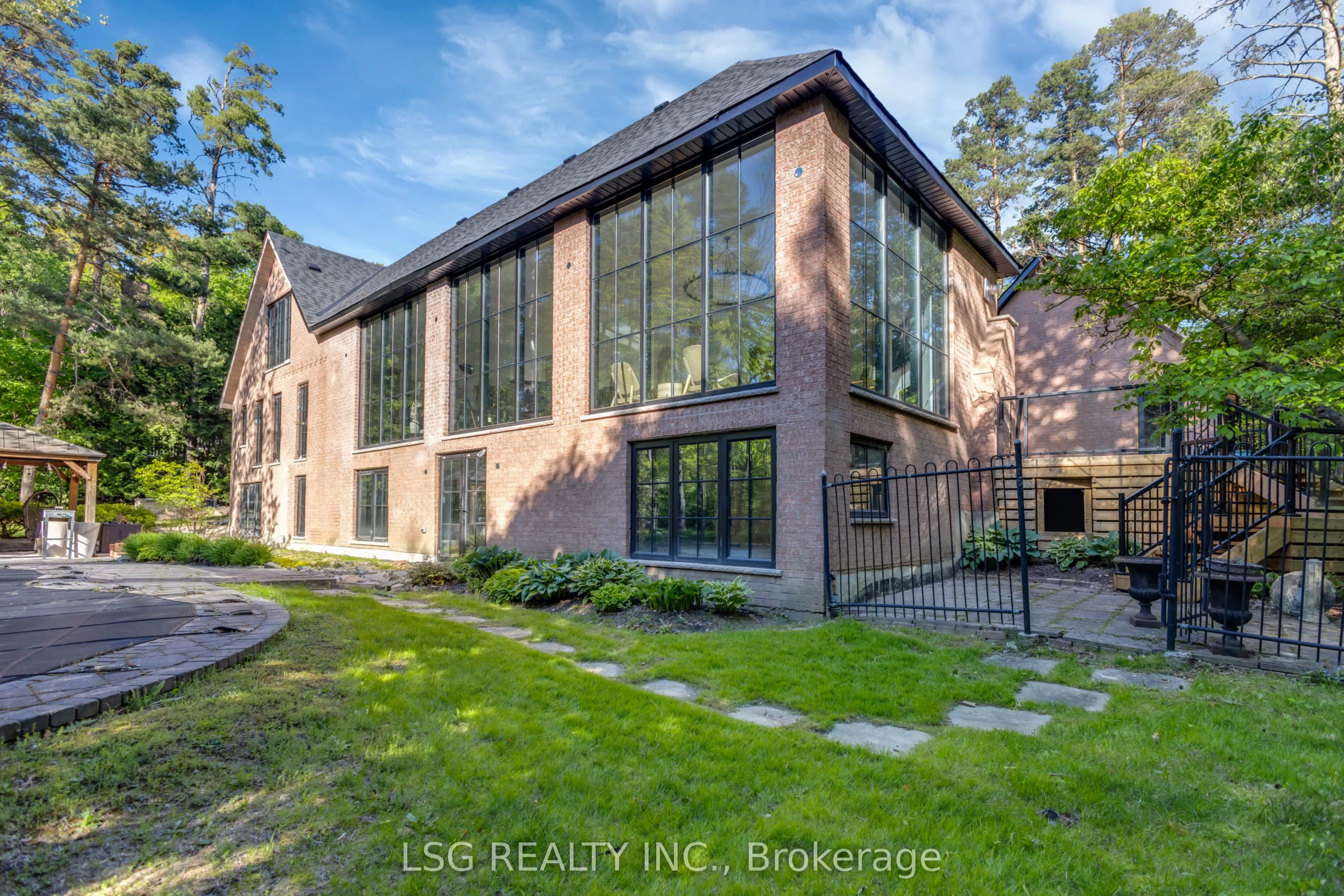 5 Williamson Terrace
