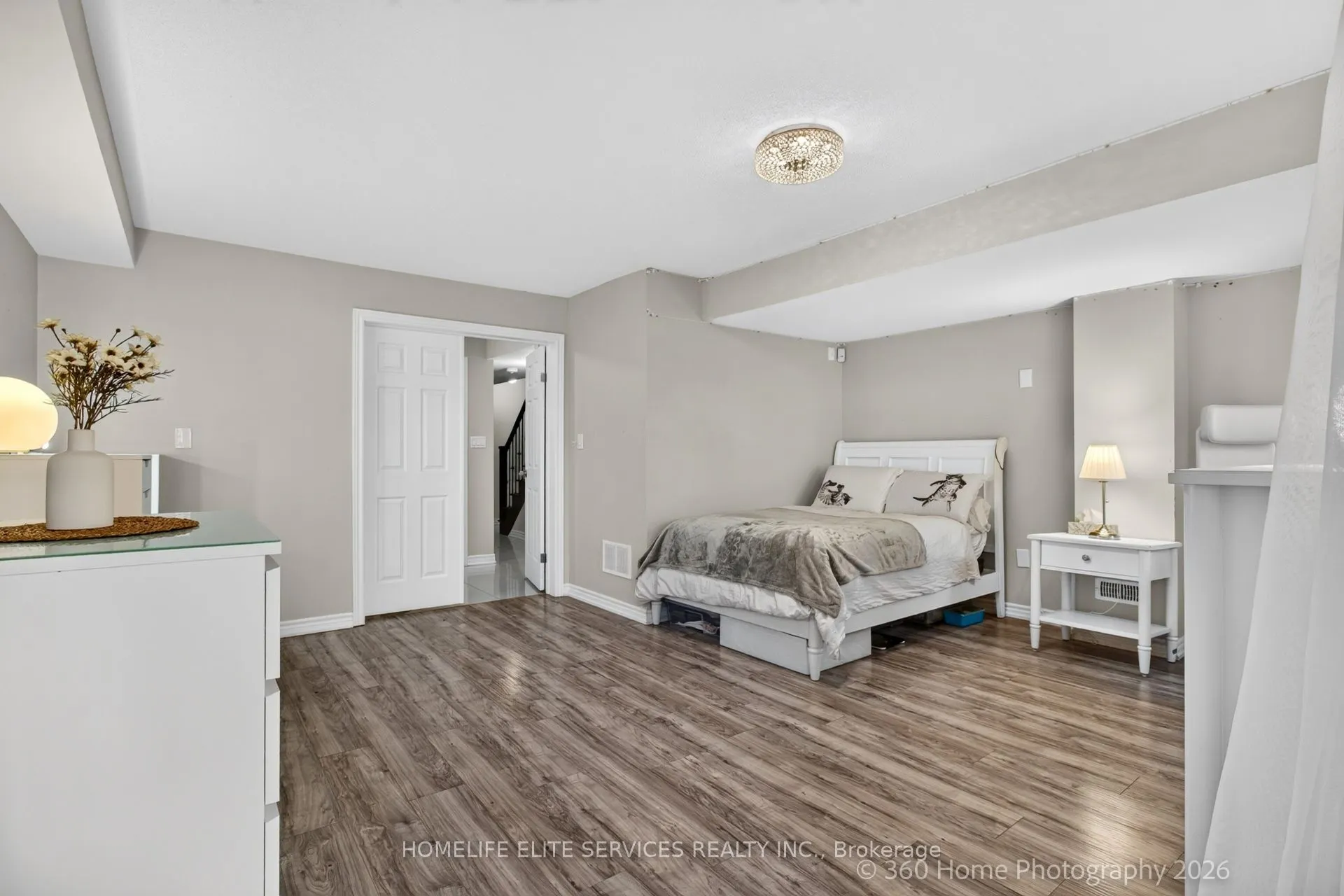 70 Farooq Boulevard