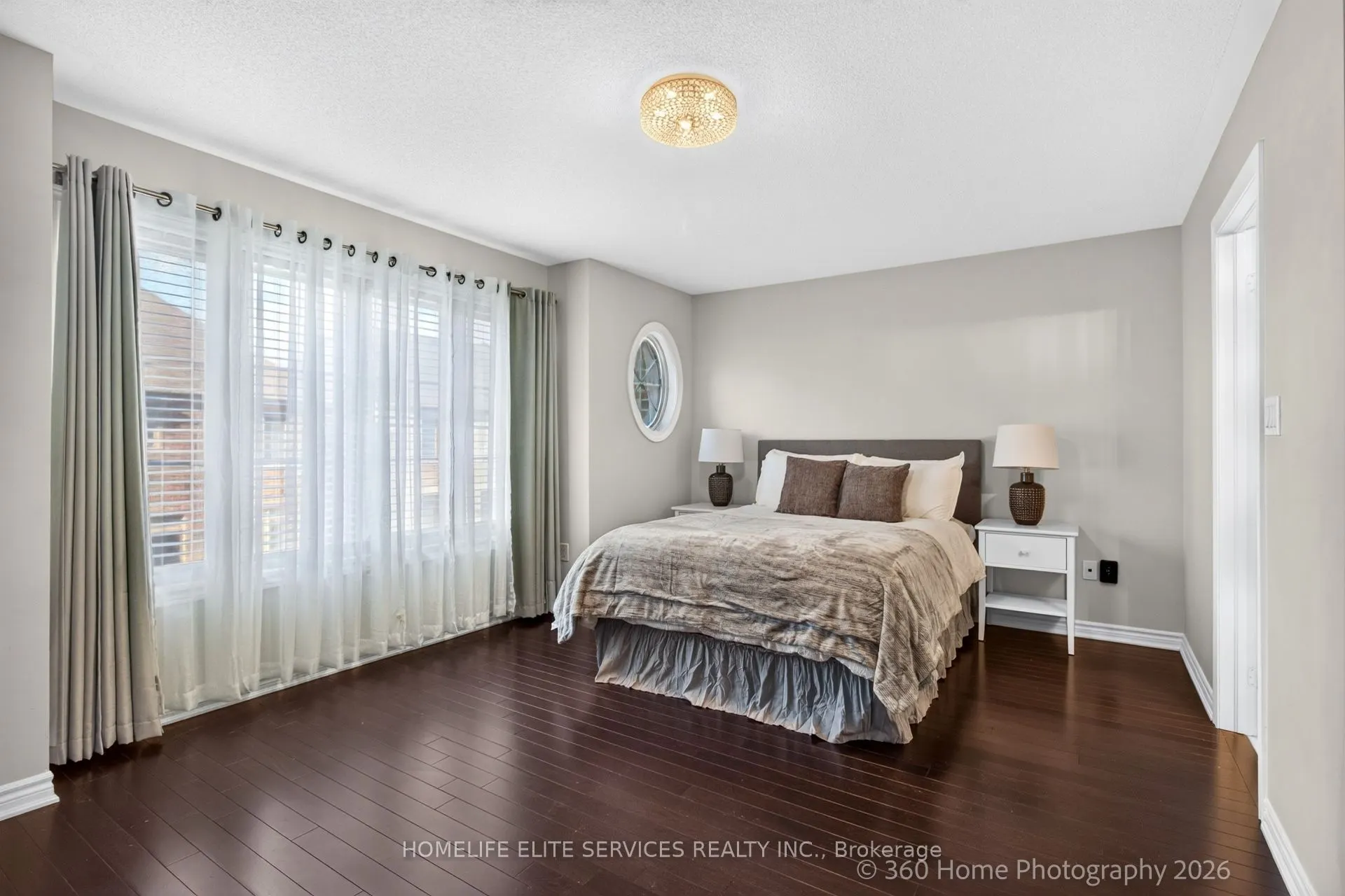70 Farooq Boulevard