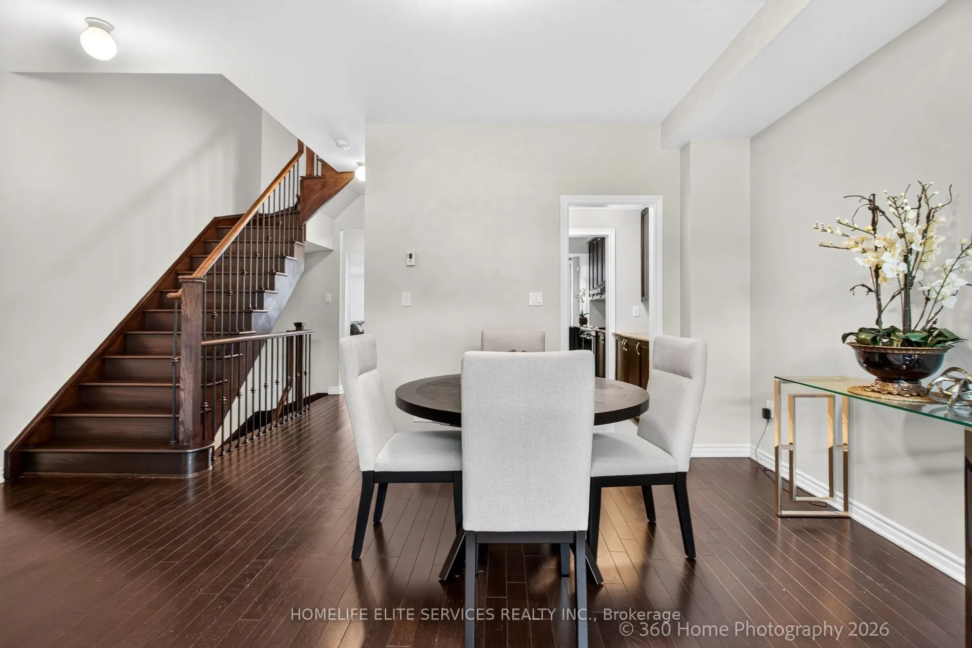 70 Farooq Boulevard