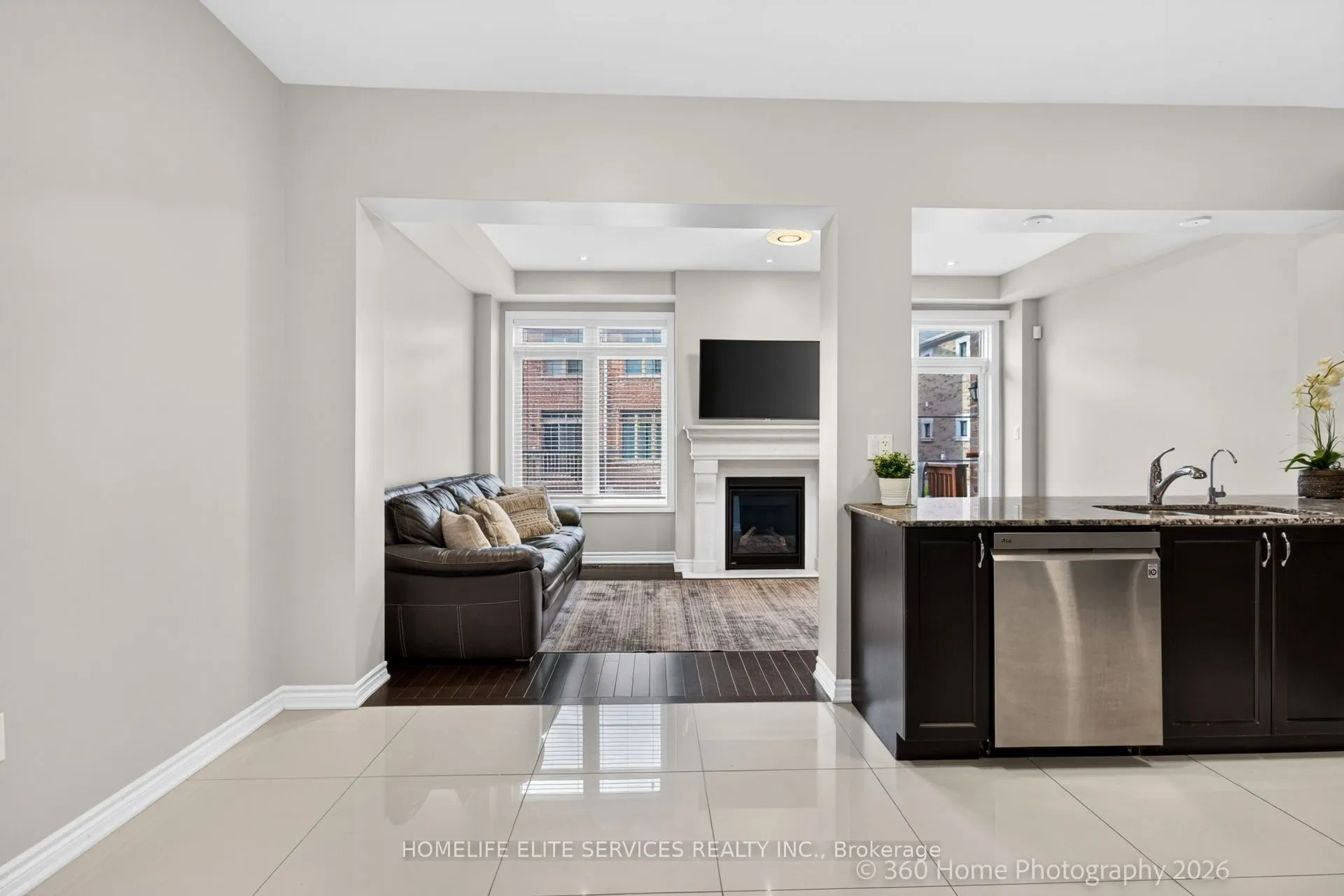 70 Farooq Boulevard