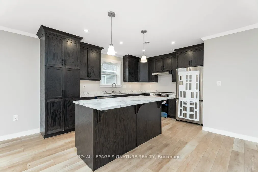 18 Briarwood Place