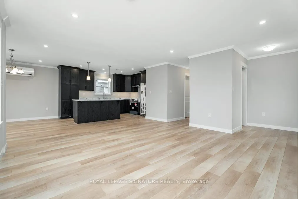 18 Briarwood Place
