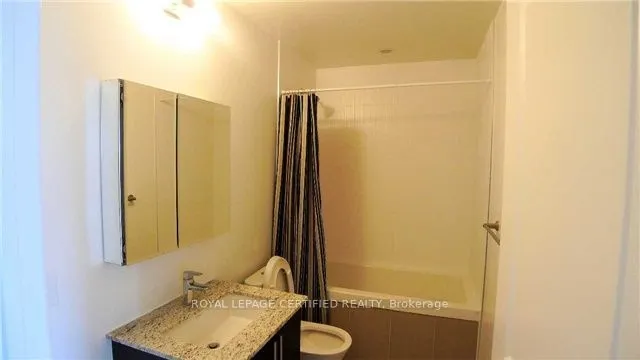 9608 Yonge Street #701