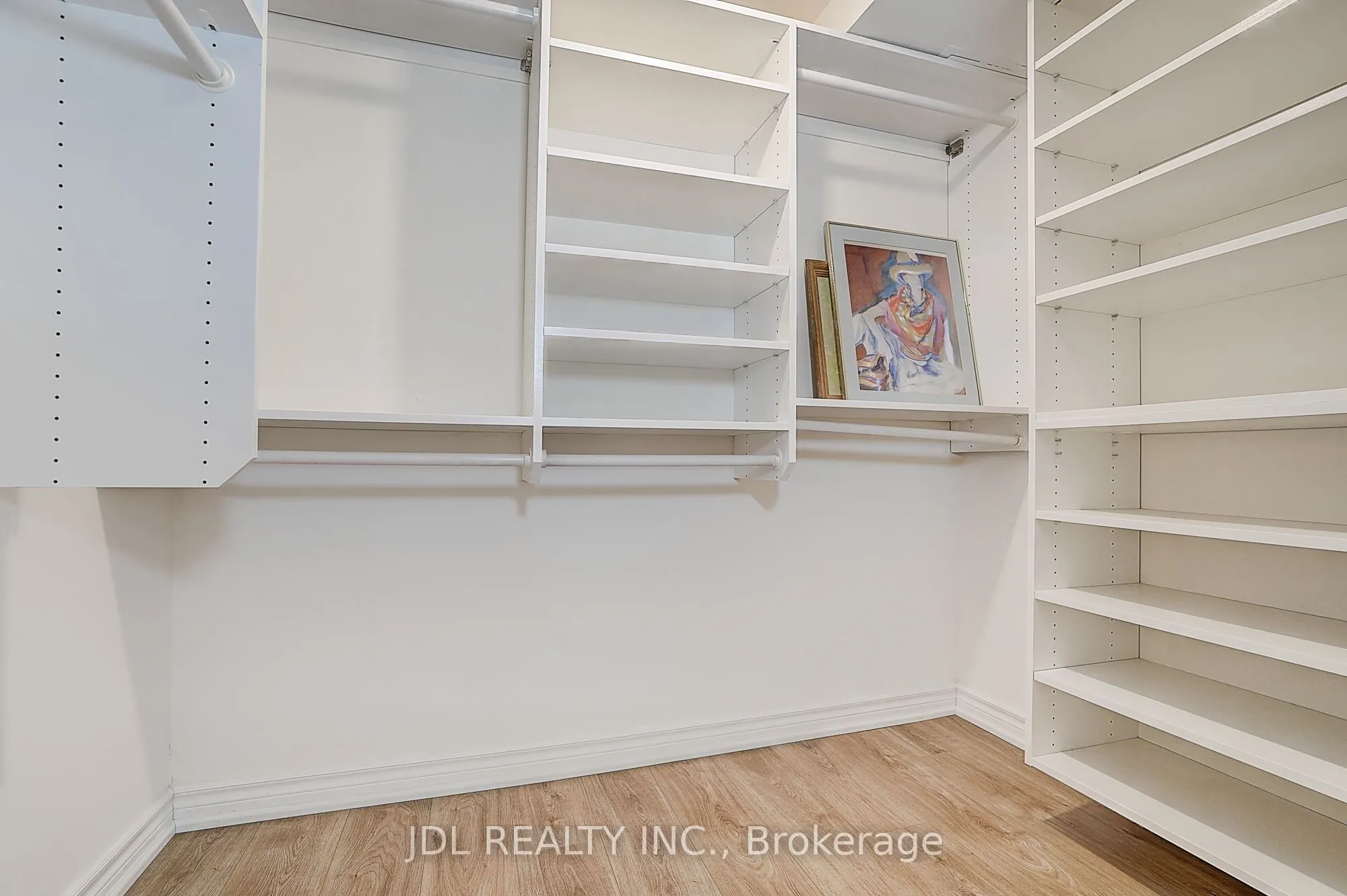 7825 Bayview Avenue #219