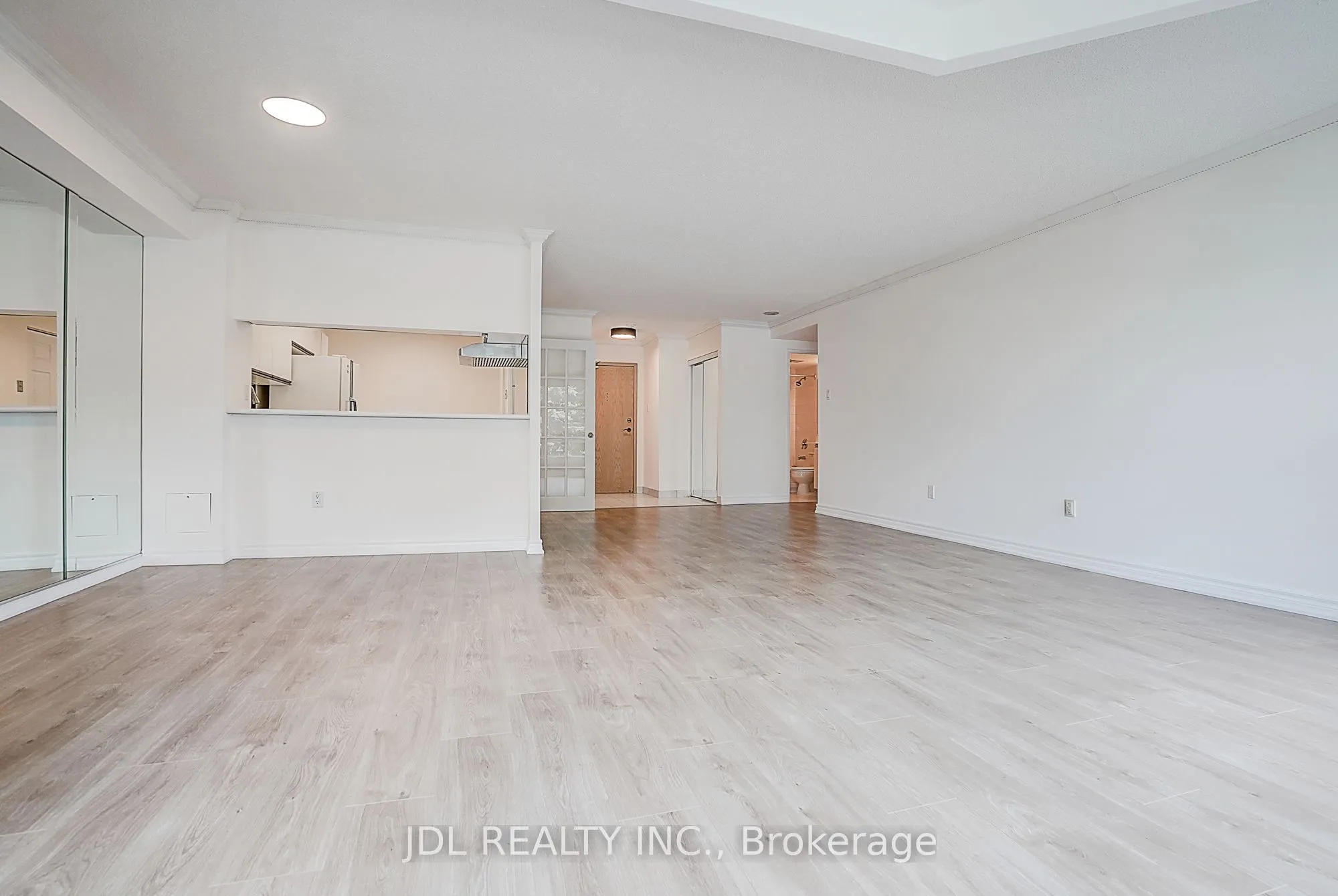 7825 Bayview Avenue #219