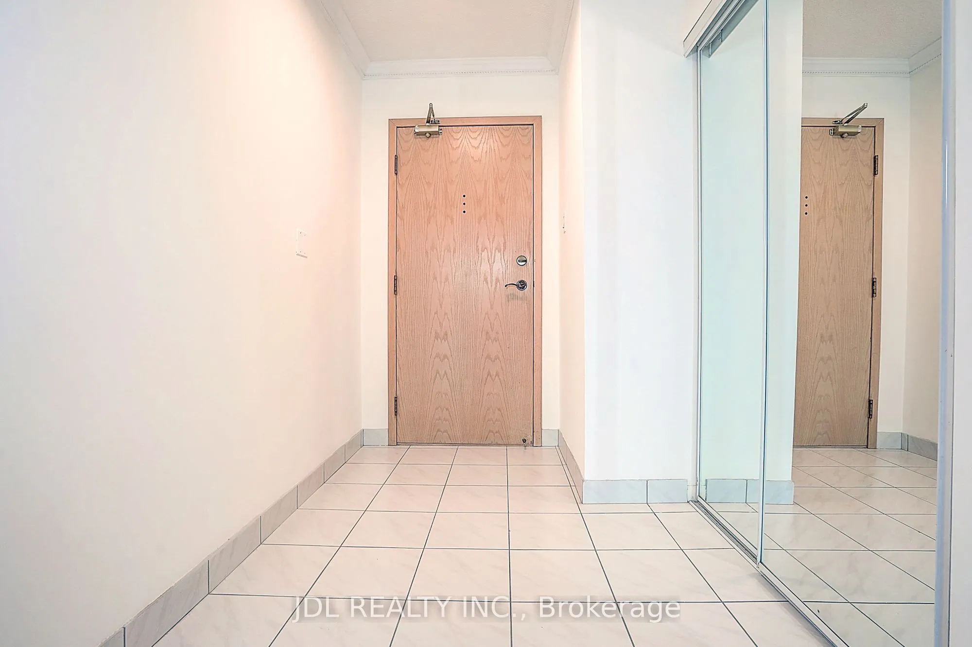 7825 Bayview Avenue #219