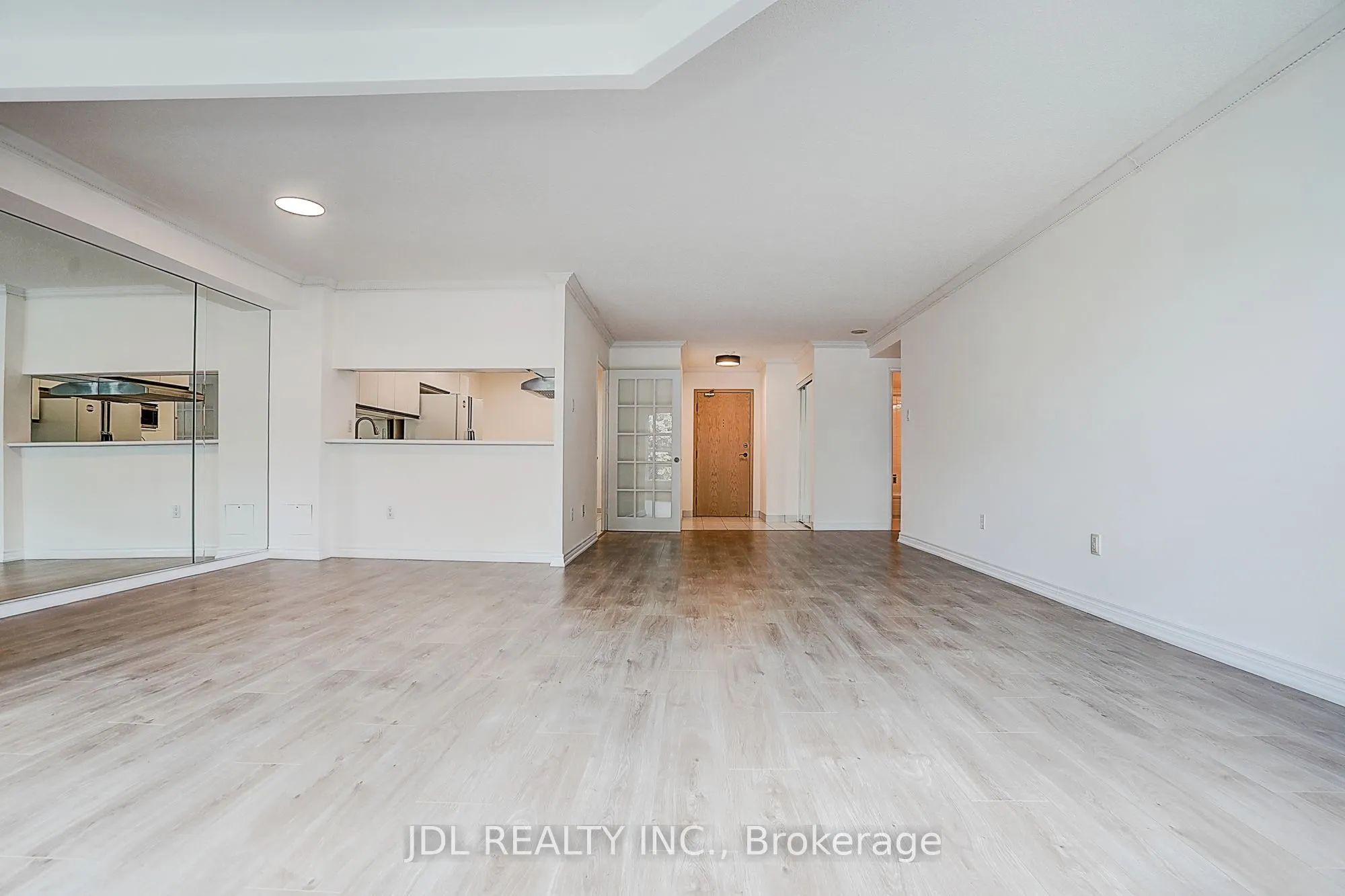 7825 Bayview Avenue #219