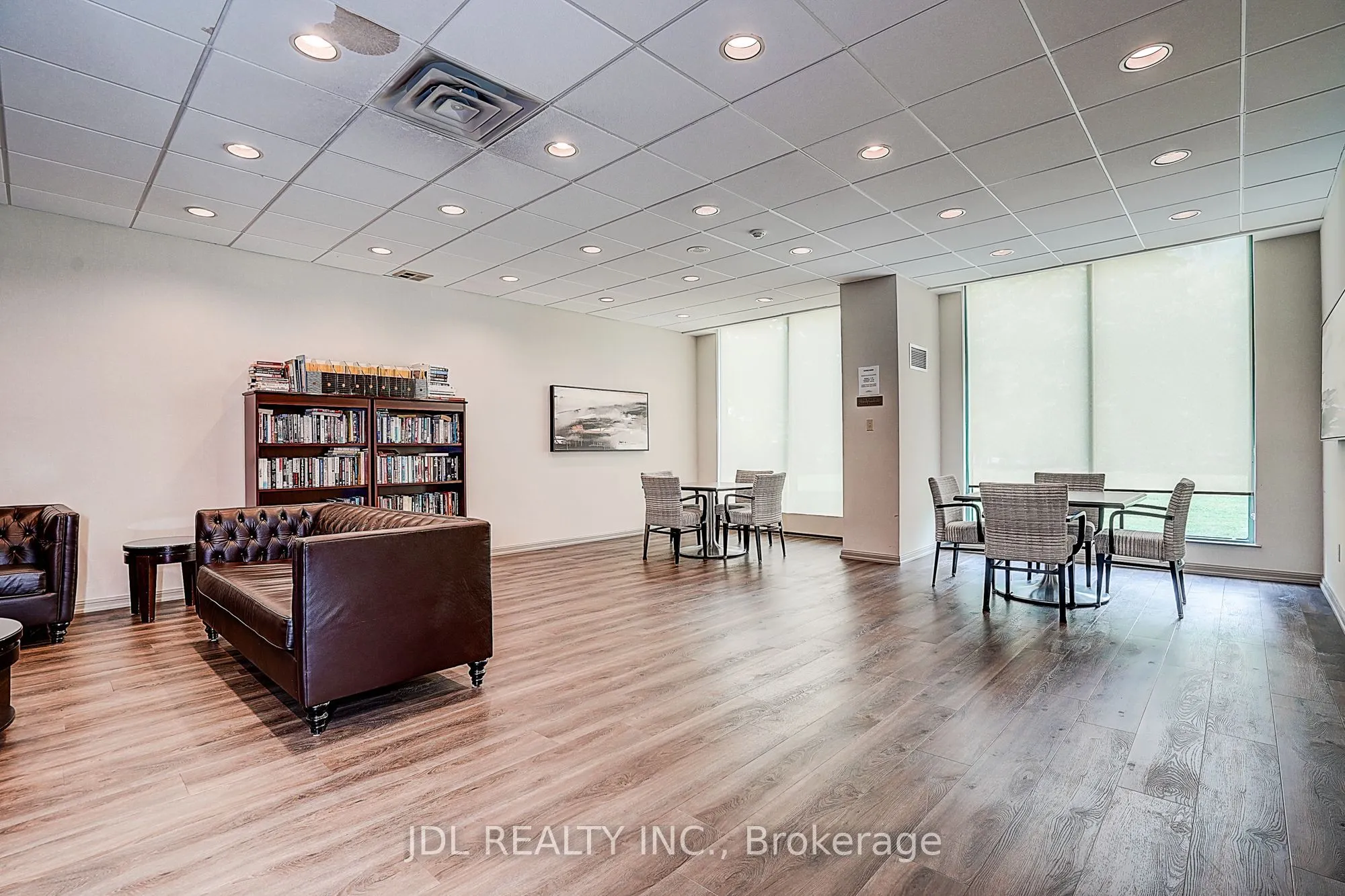 7825 Bayview Avenue #219