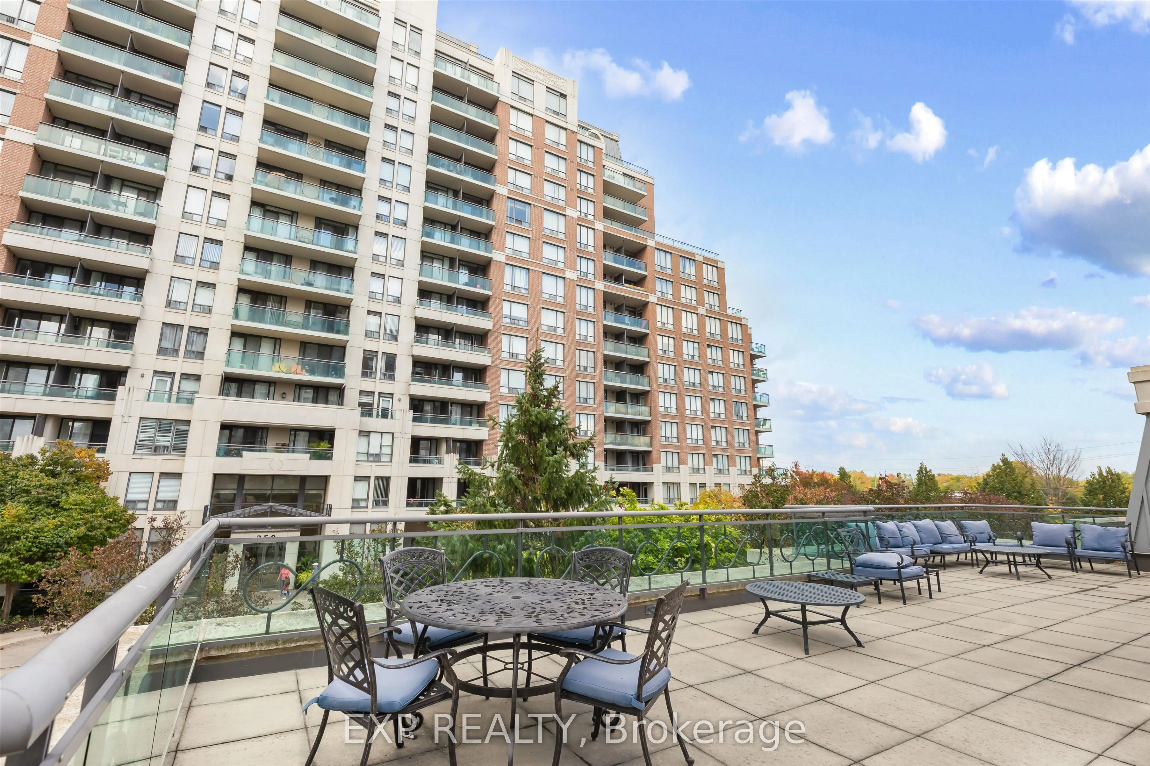 350 Red Maple Road #1214