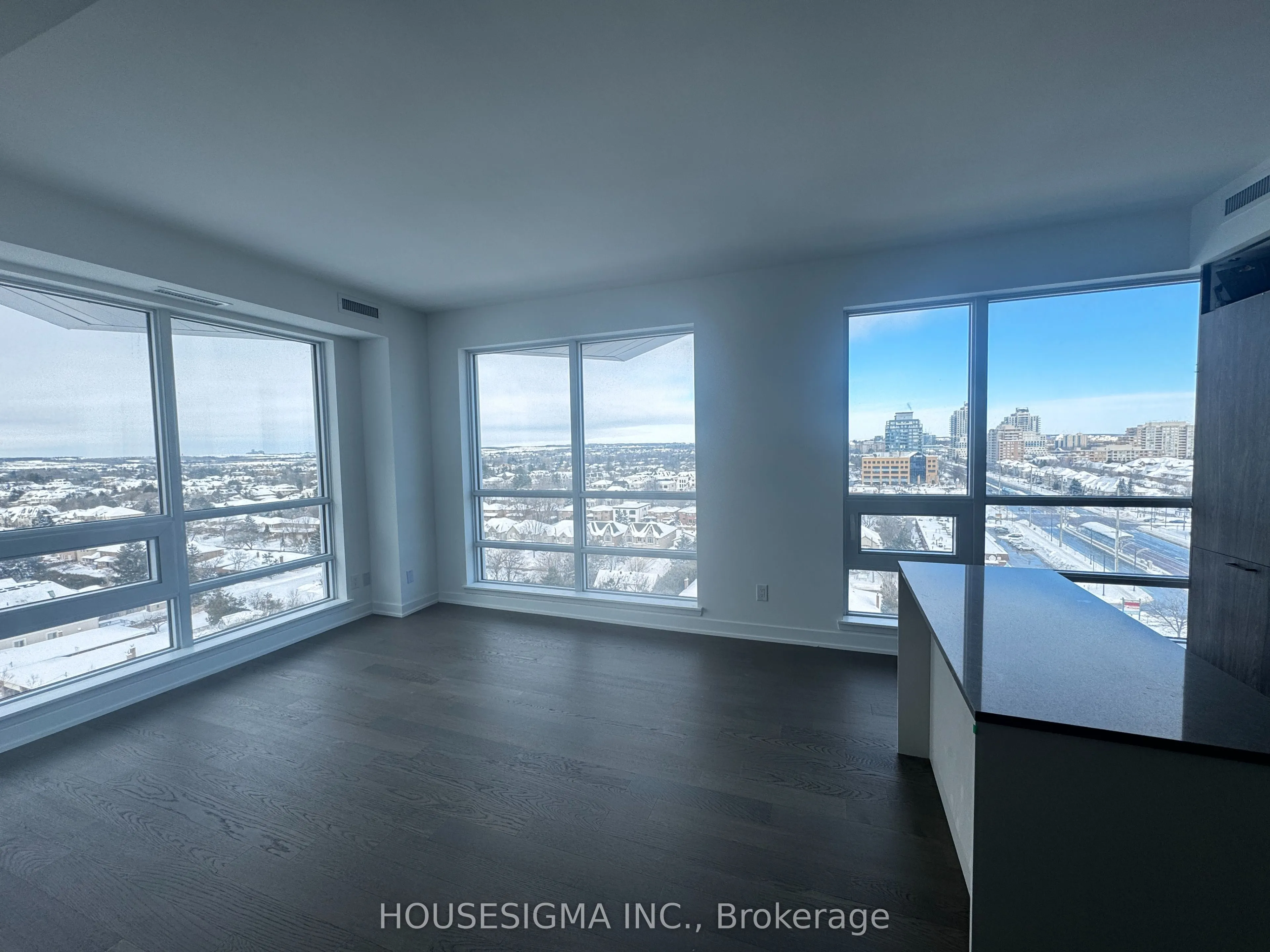 8888 Yonge Street #1002