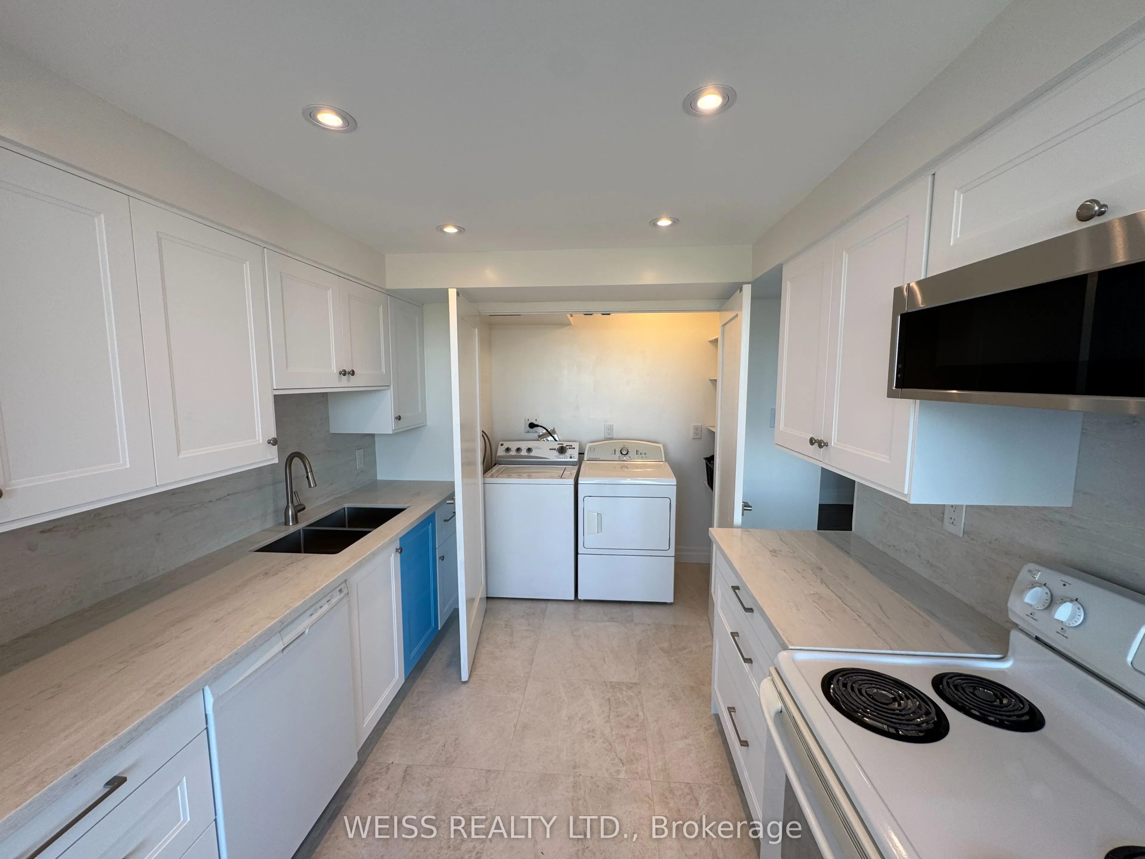 7460 Bathurst Street #904
