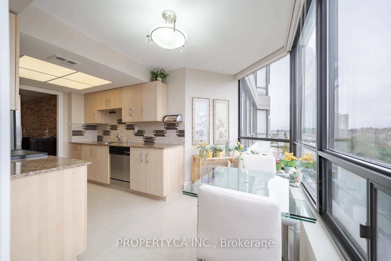 7460 Bathurst Street #605