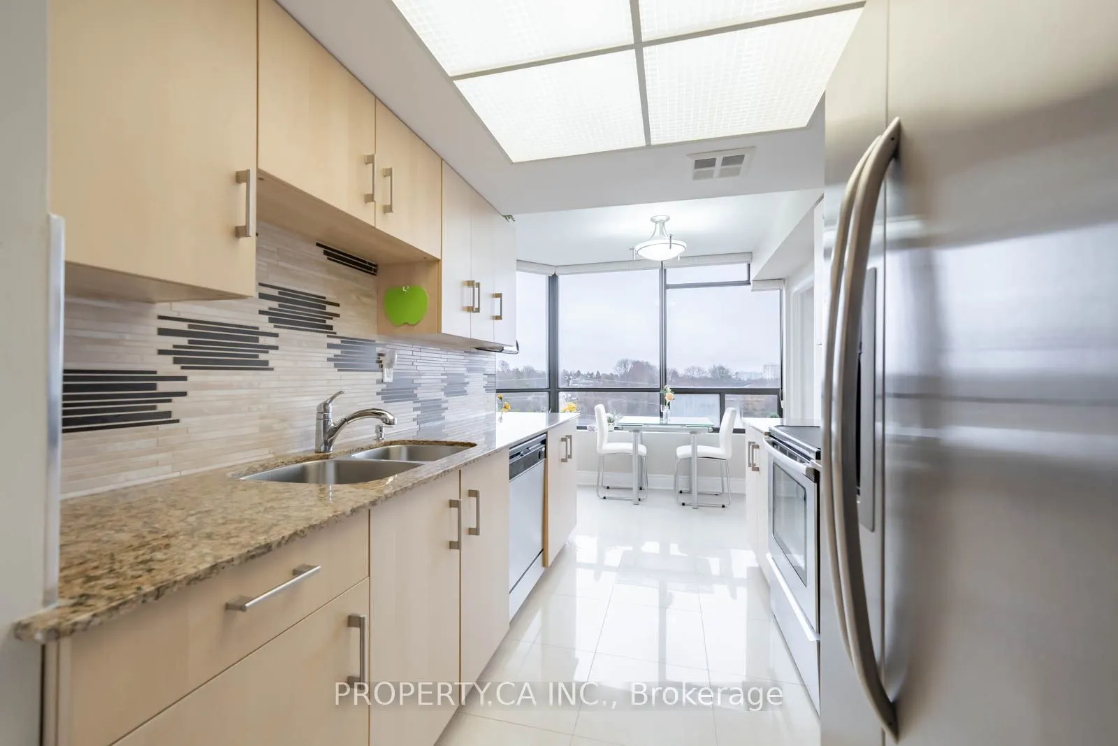 7460 Bathurst Street #605