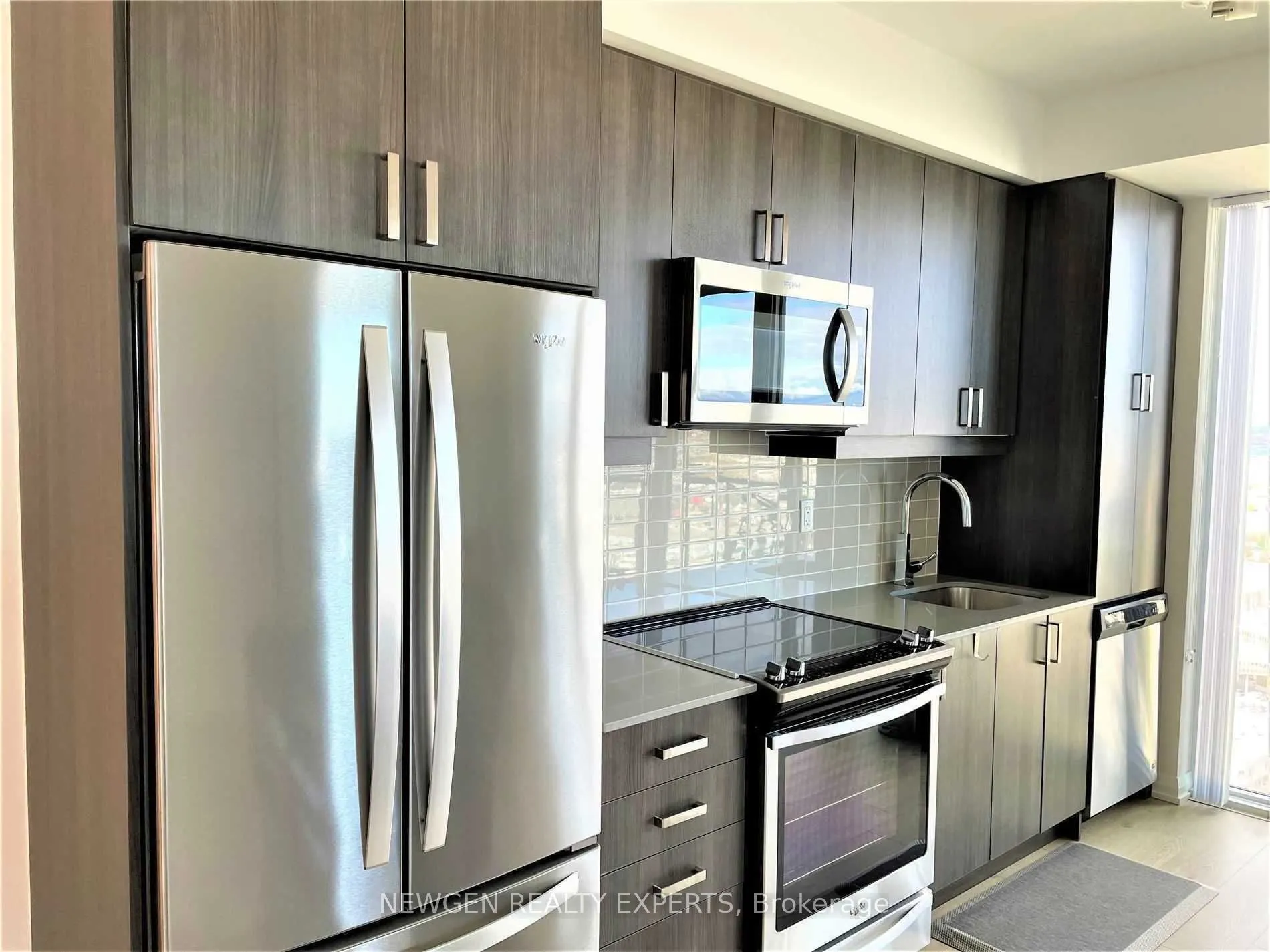 7895 Jane Street #2815