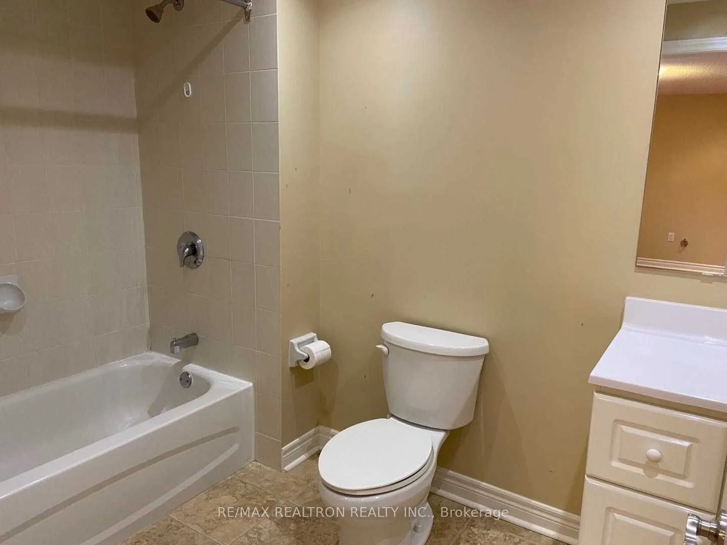 284 Williamson Road #Lower