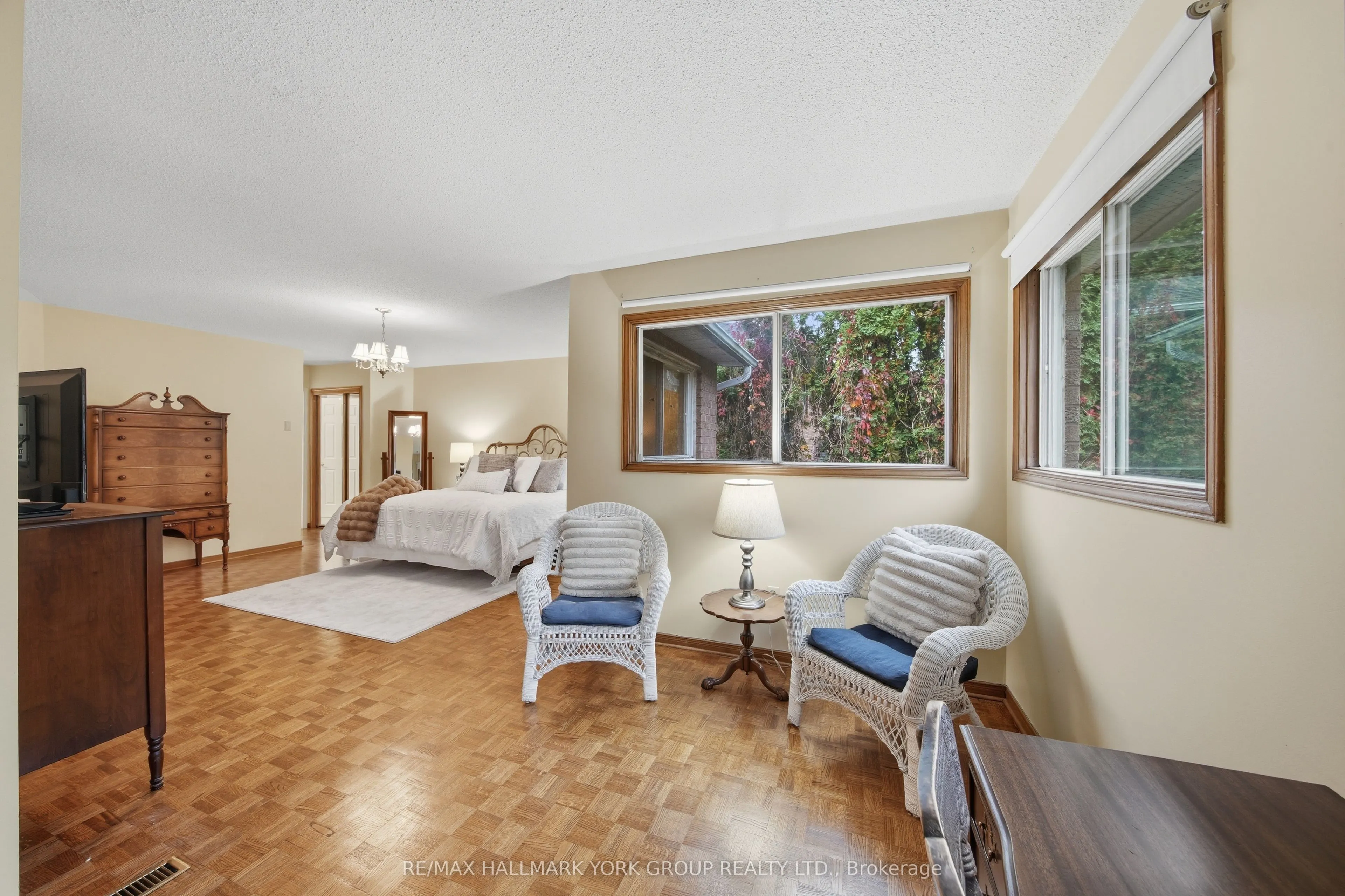 38 Lanewood Drive