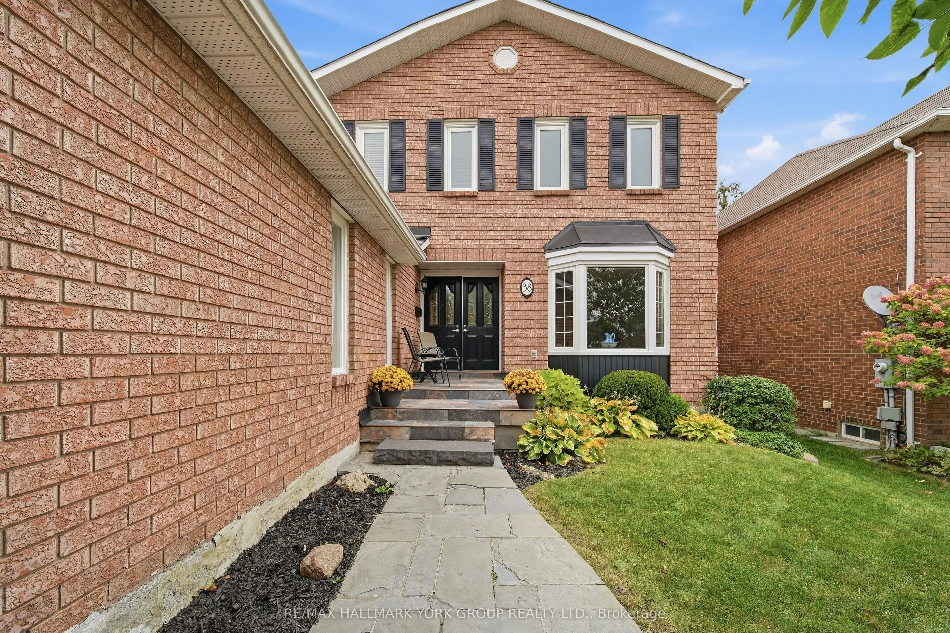 38 Lanewood Drive