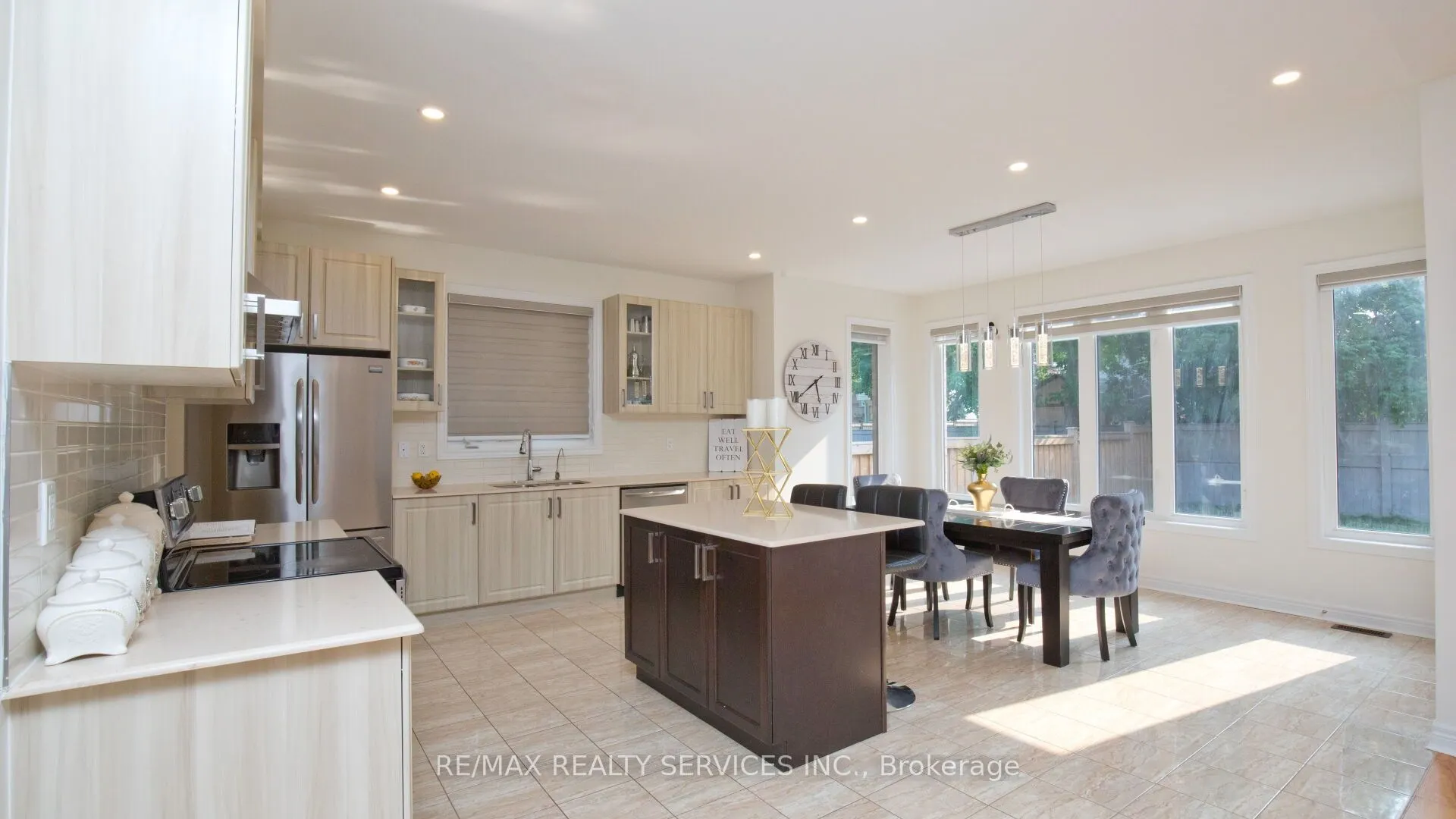 104 Sharpe Crescent