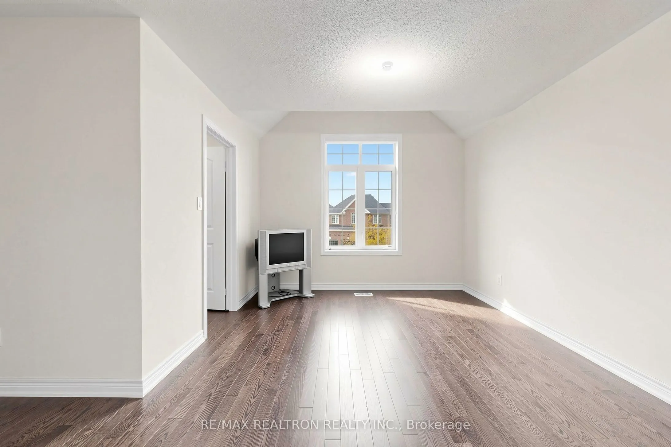 1003 Green Street