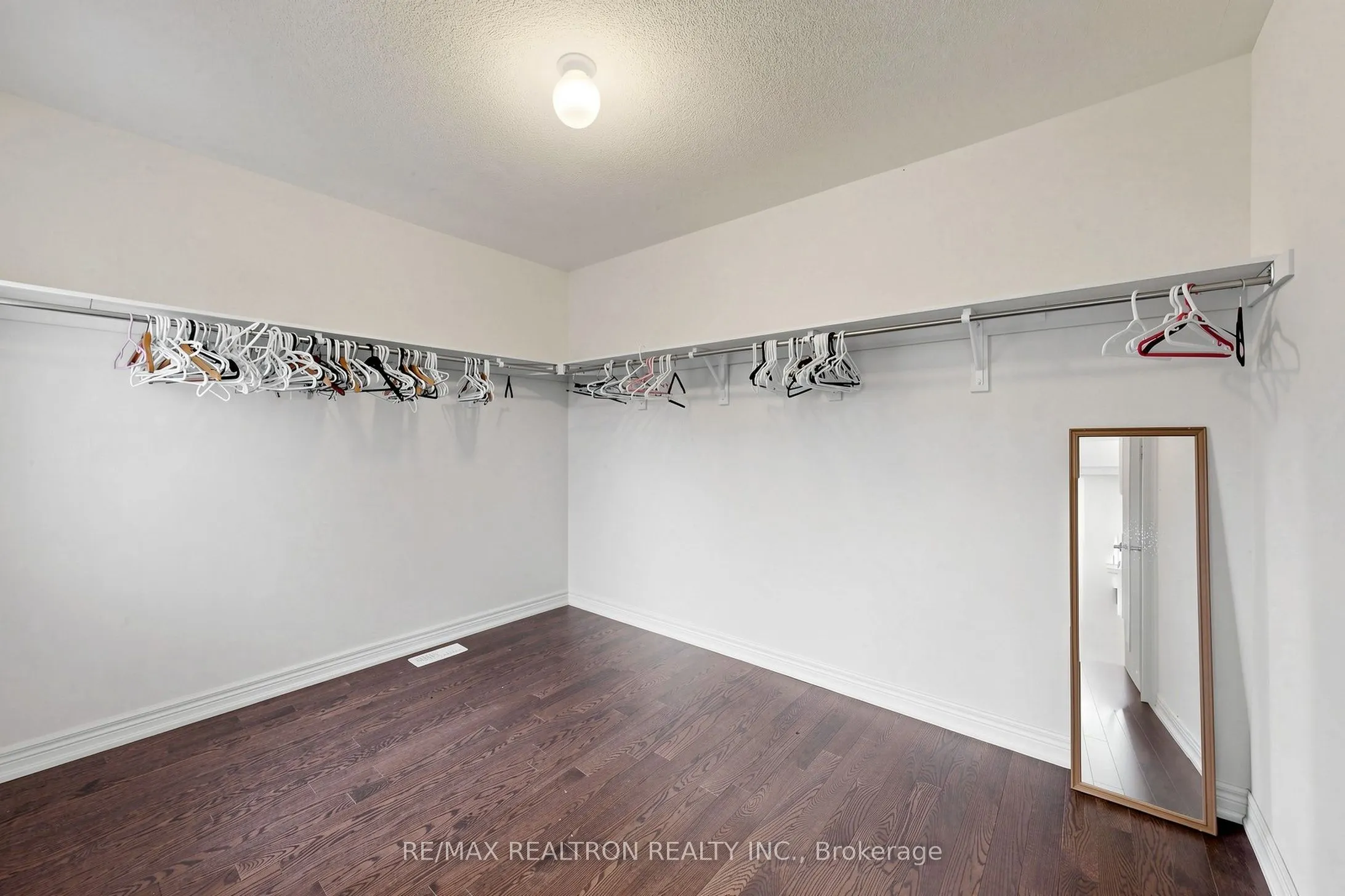 1003 Green Street
