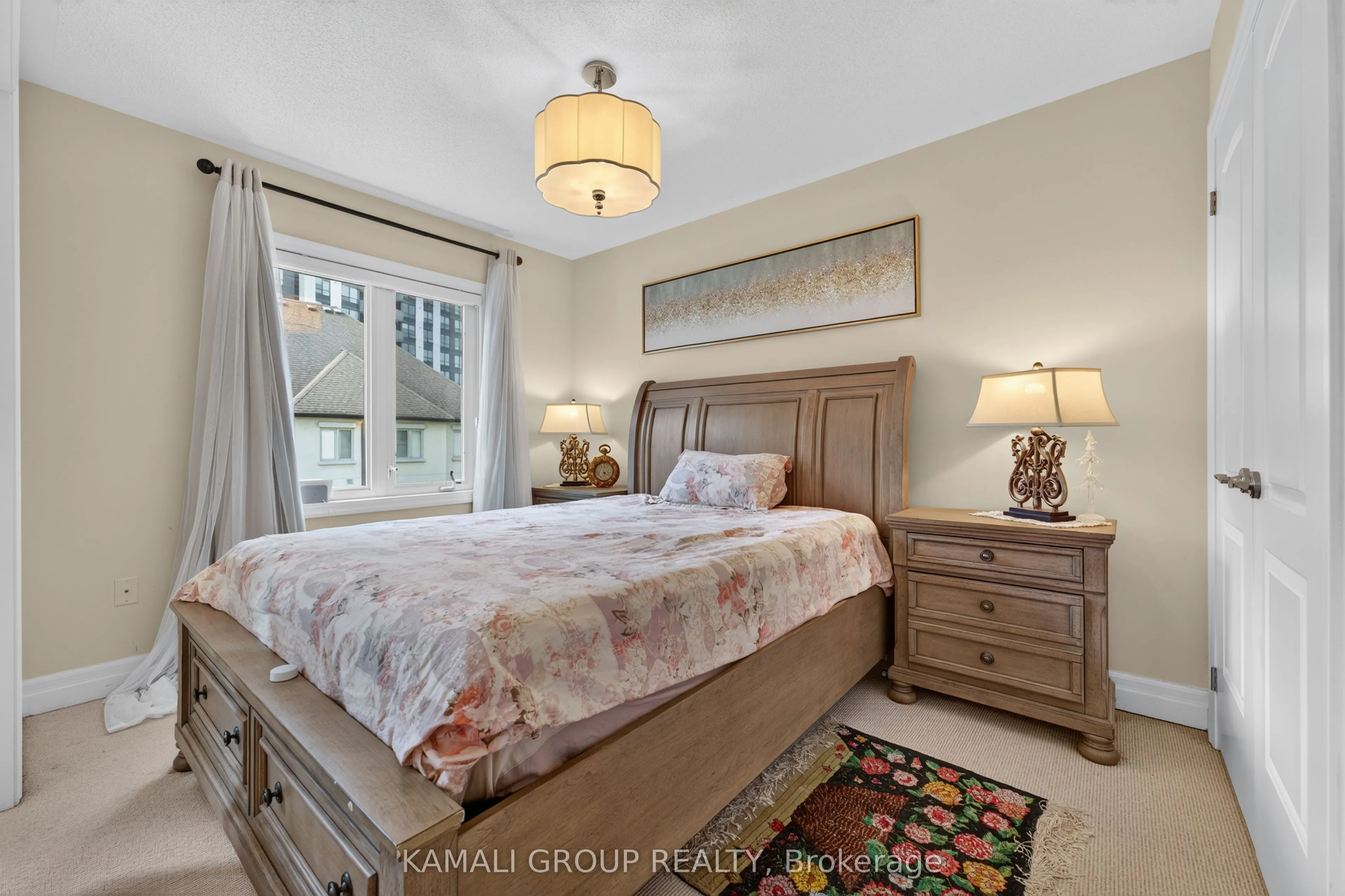 39 Beverley Glen Boulevard #46