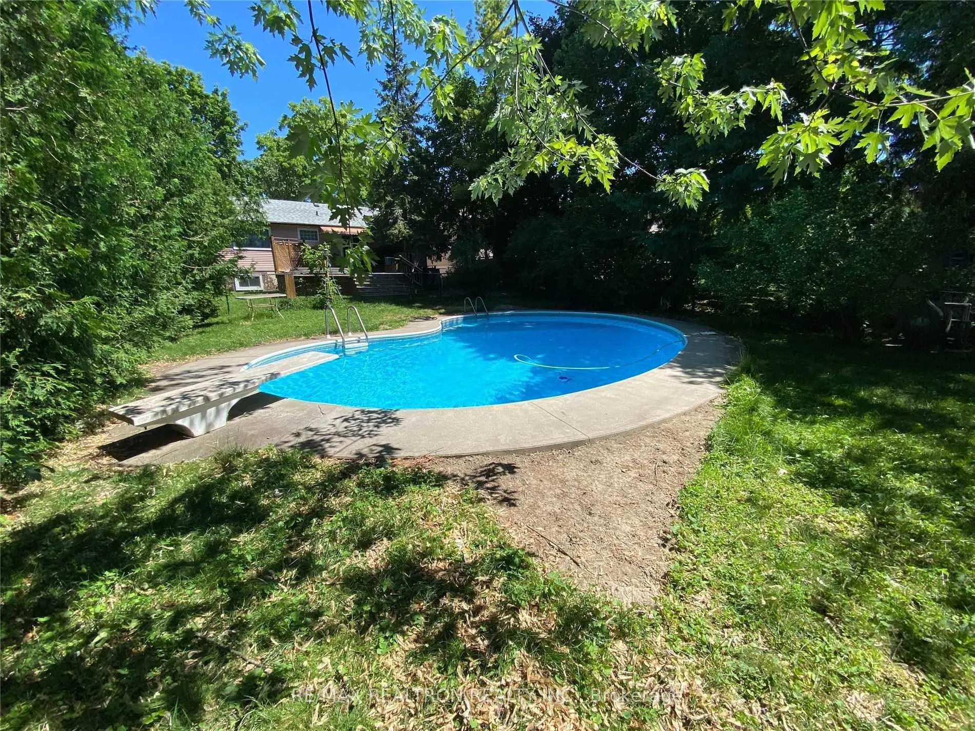 868 Magnolia Avenue