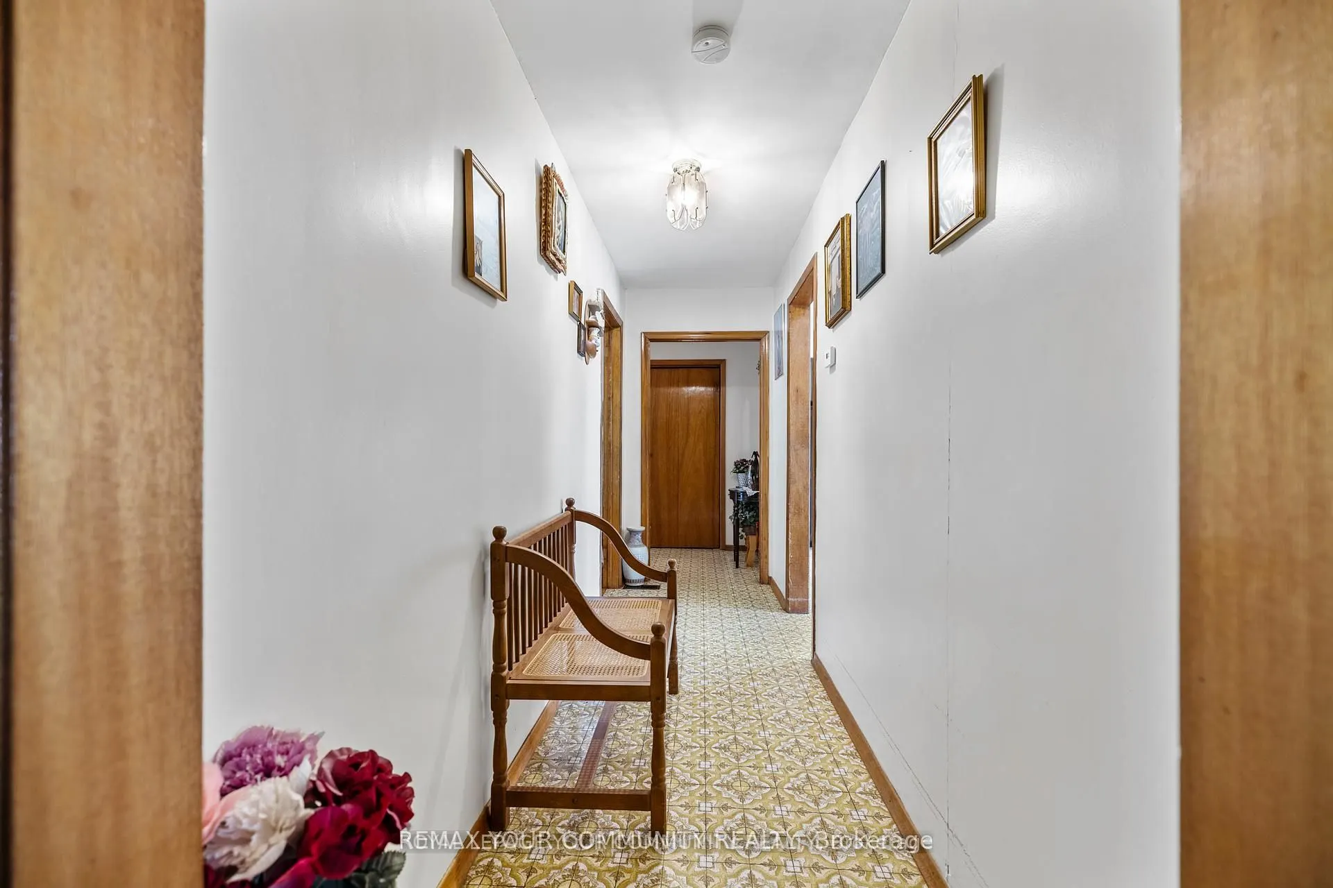221 Elgin Mills Road W