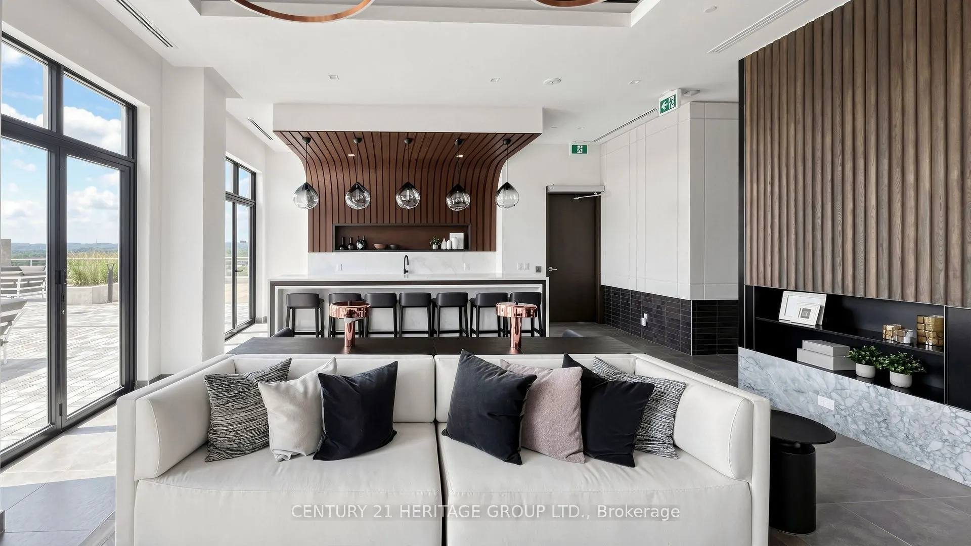 8888 Yonge Street #622