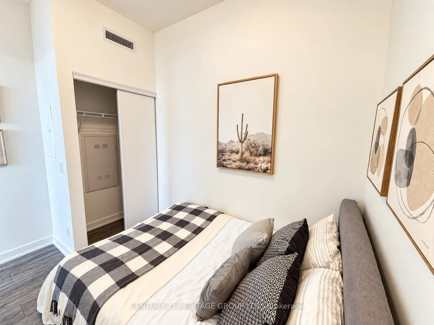 8888 Yonge Street #622