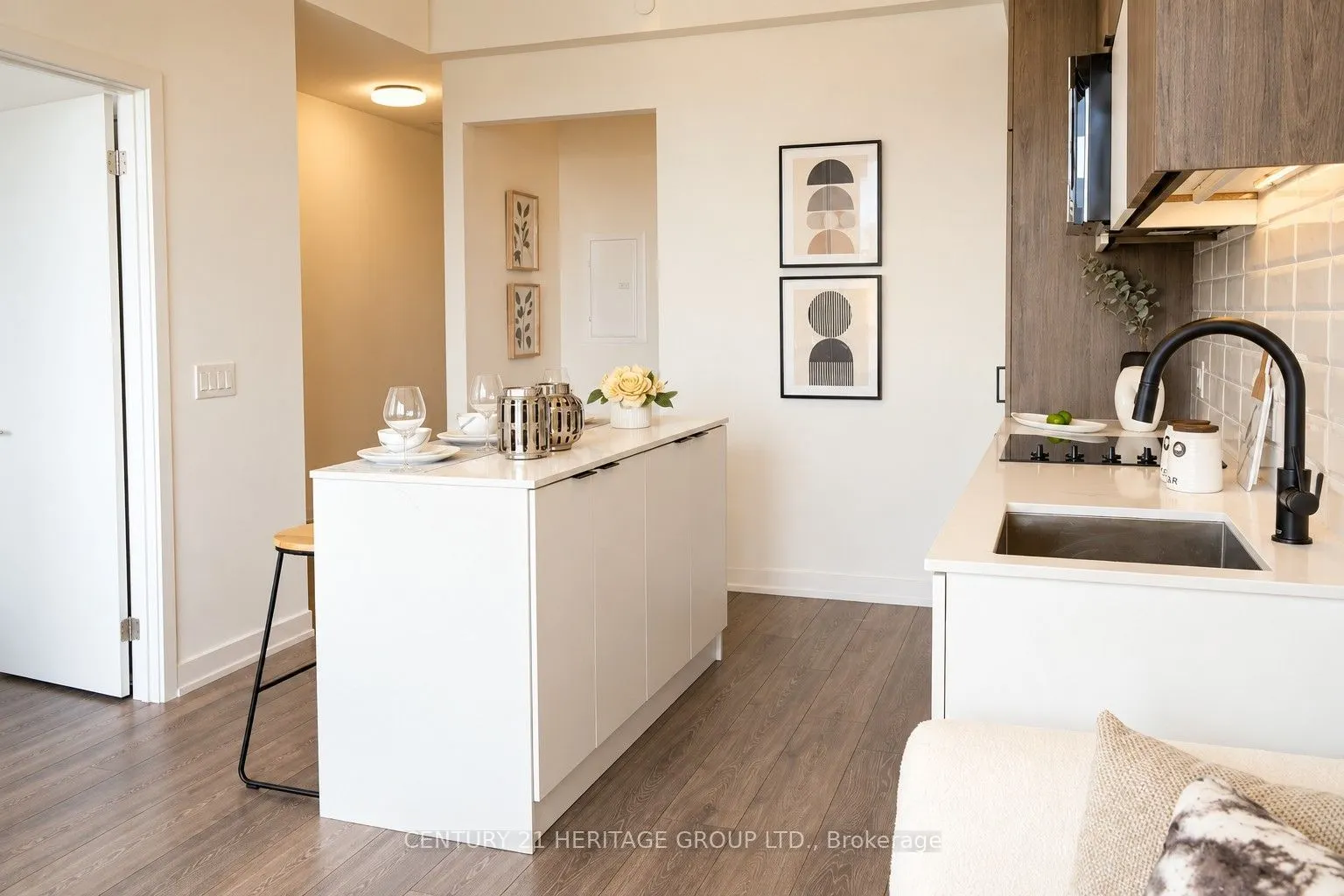 8888 Yonge Street #622