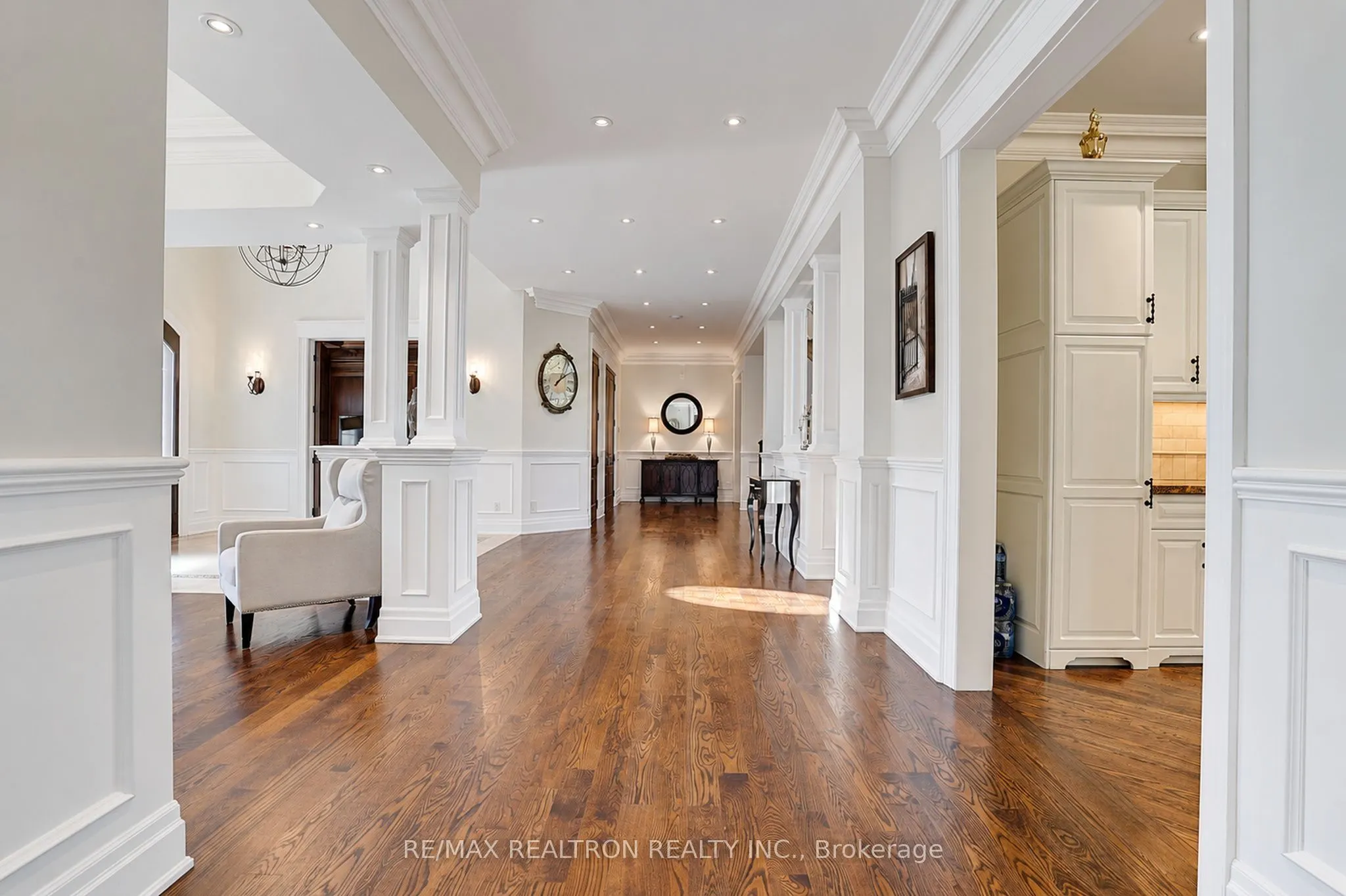 2 Beau Court