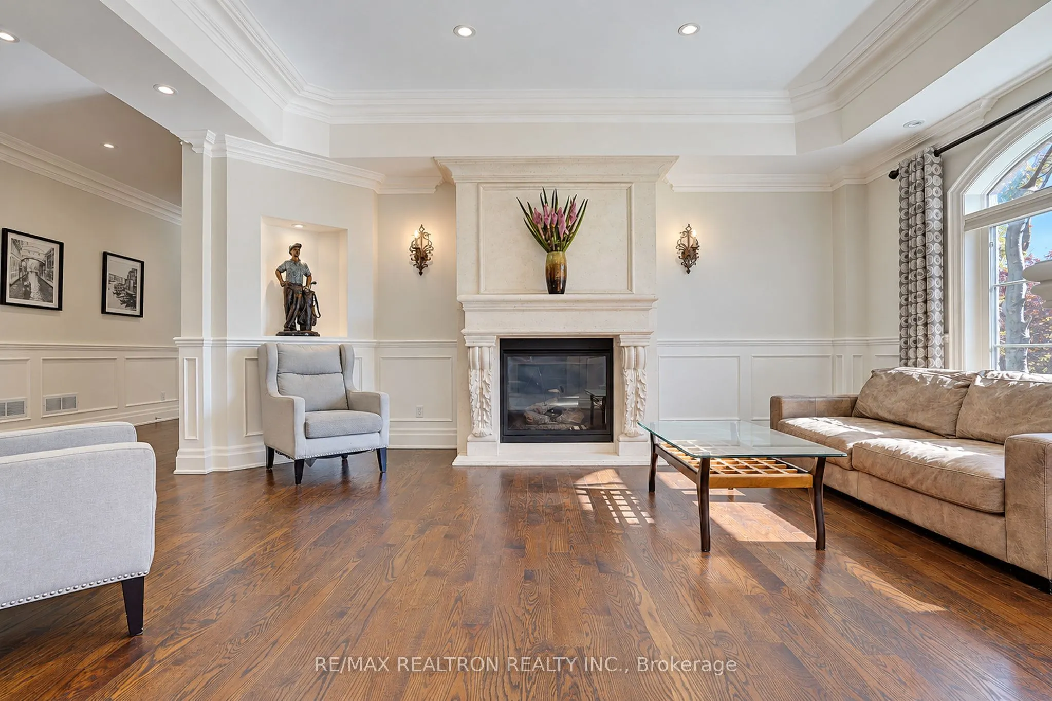 2 Beau Court