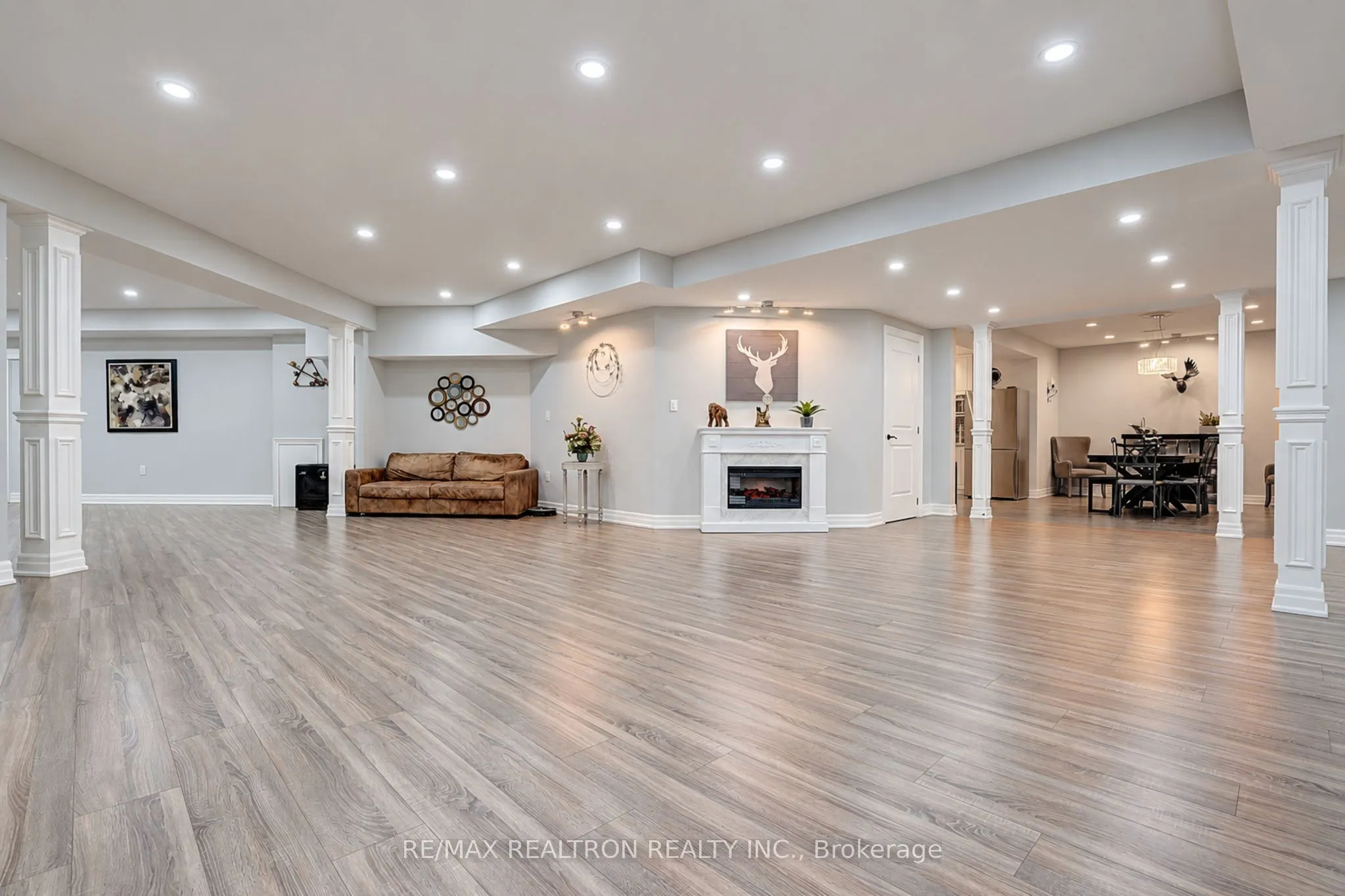 2 Beau Court