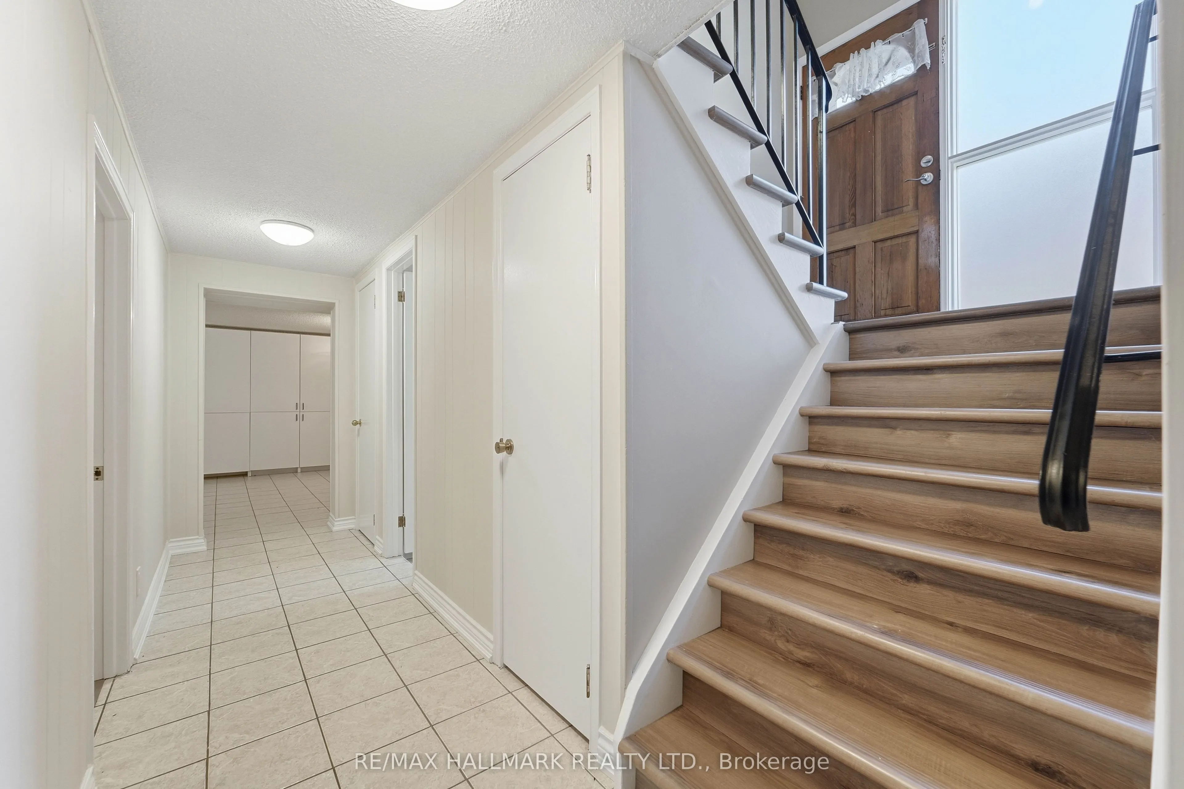198 Weldrick Road W