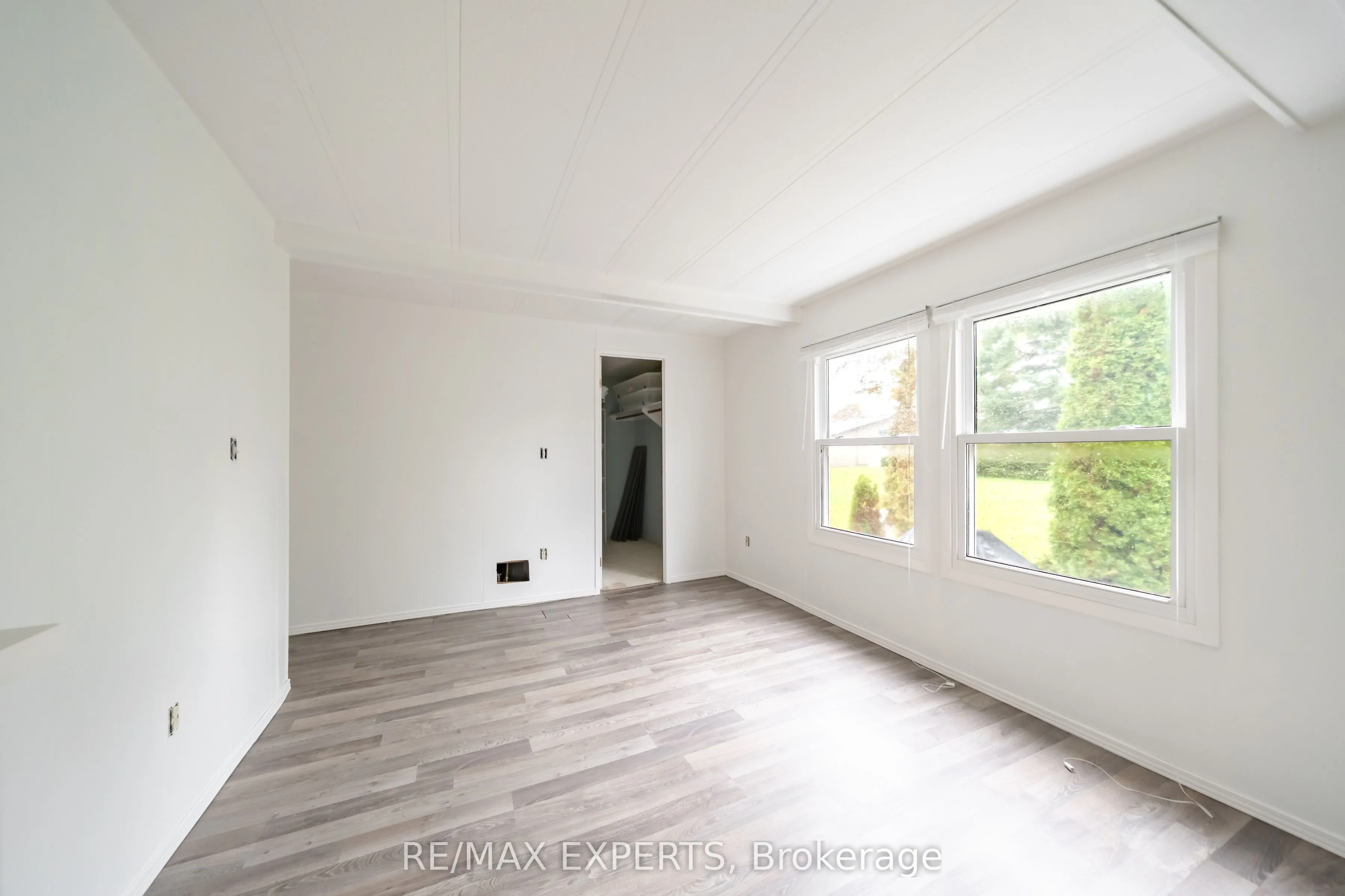 77 Linden Lane