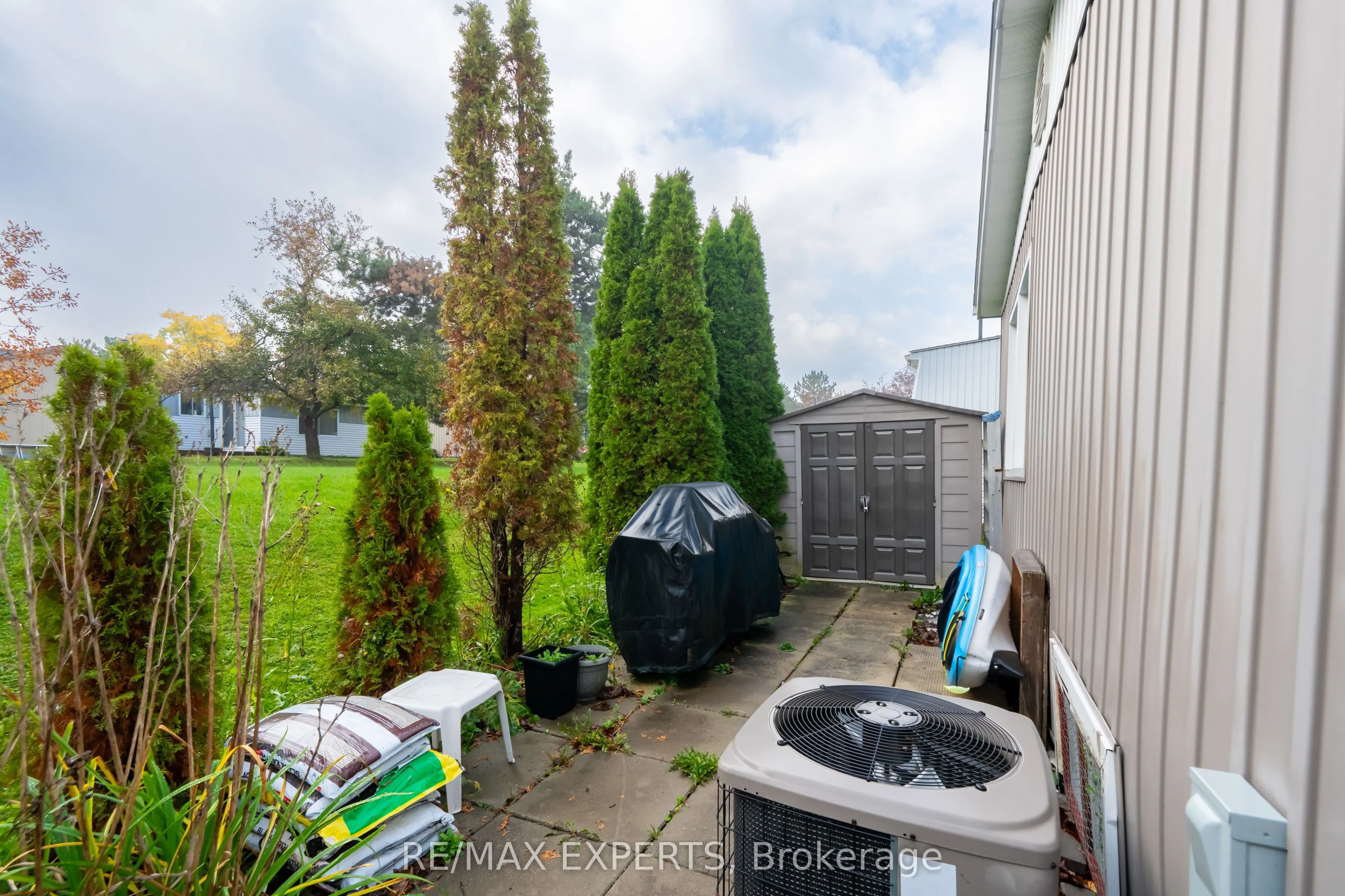 77 Linden Lane
