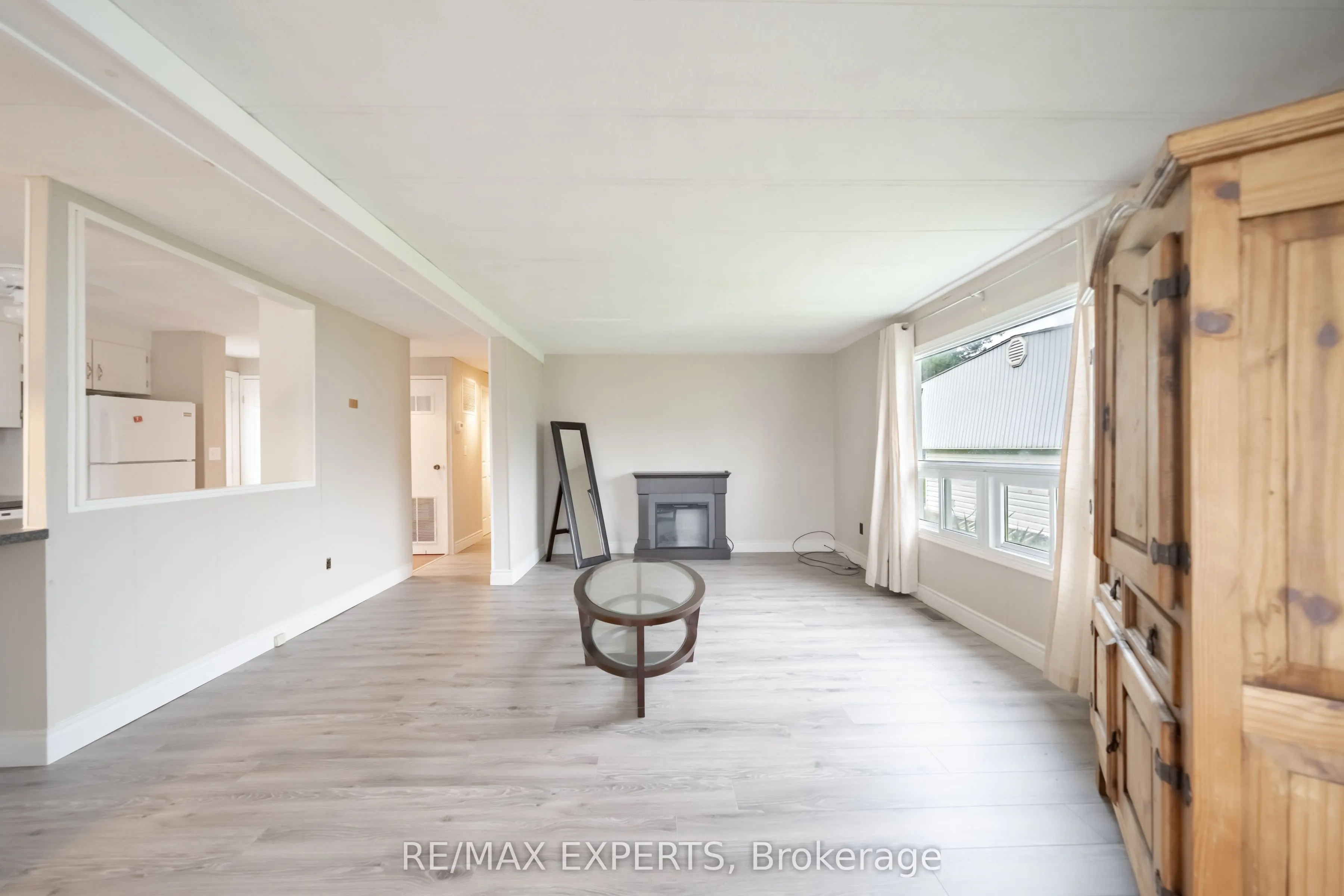 77 Linden Lane