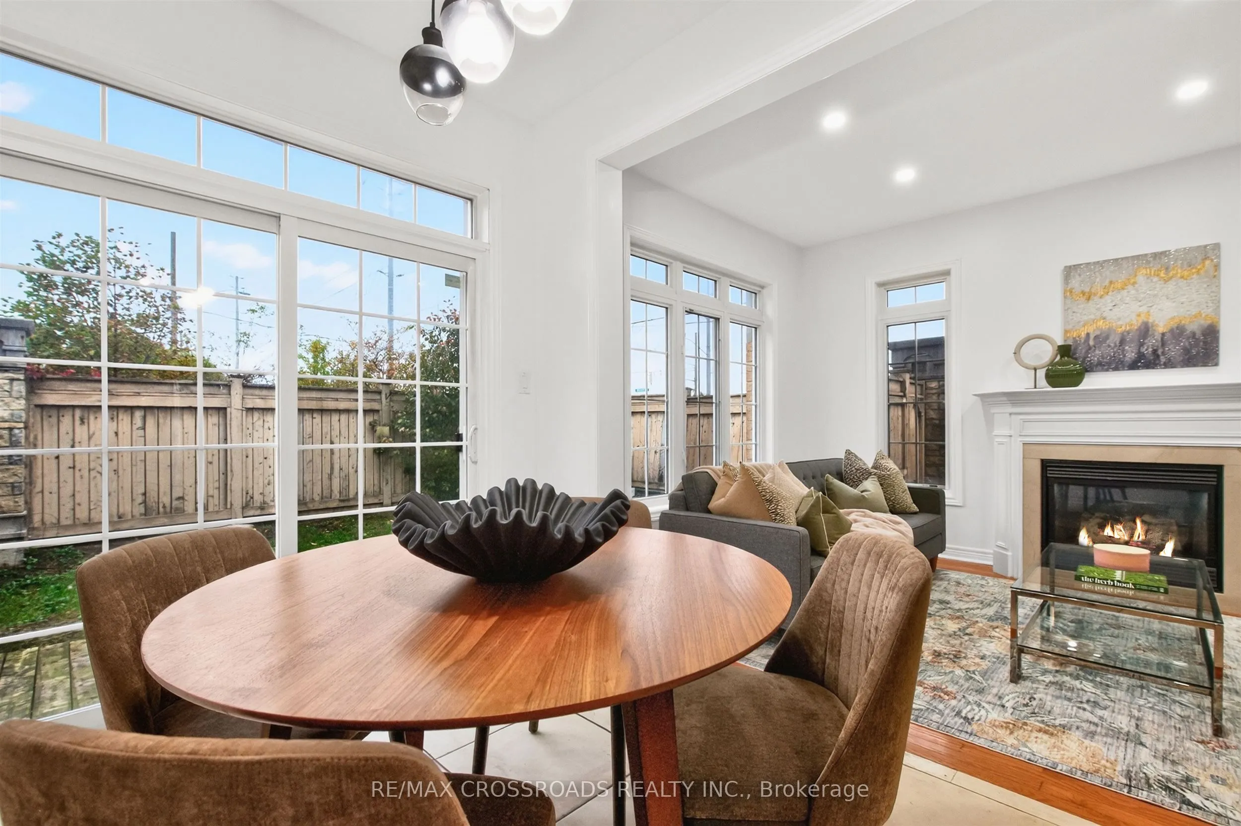 84 Littleriver Court