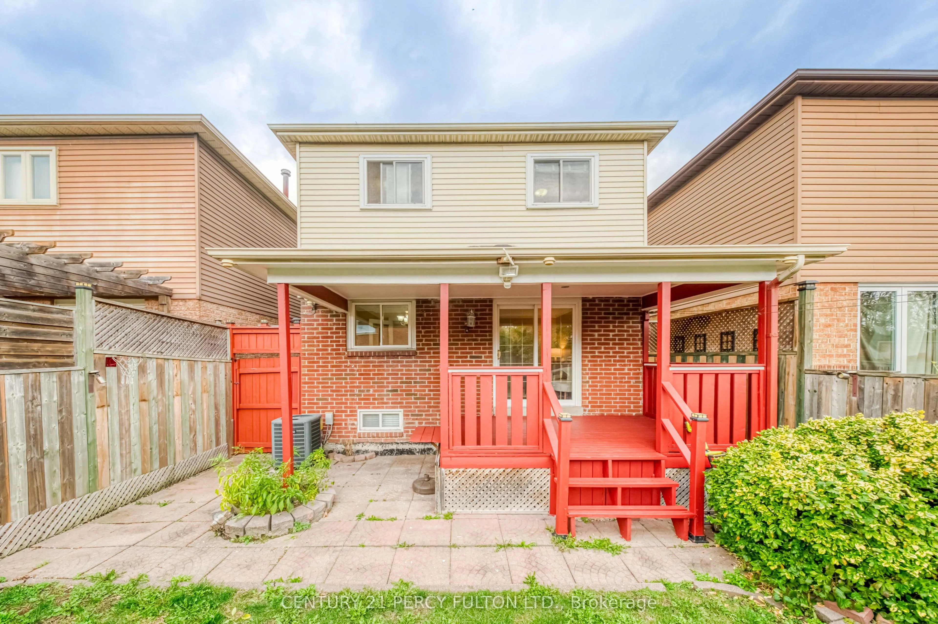 109 Swinton Crescent